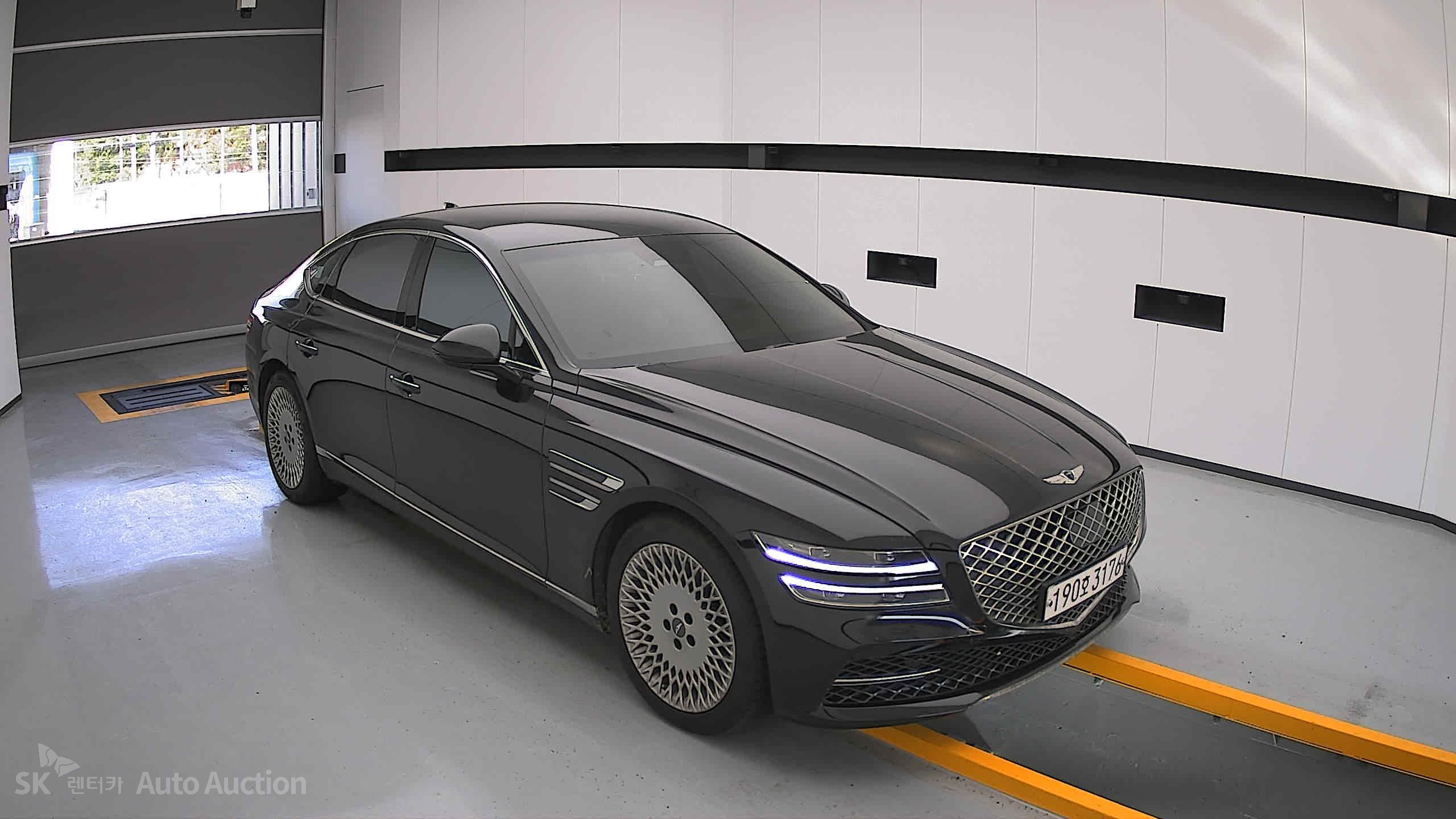 2022 - genesis g80