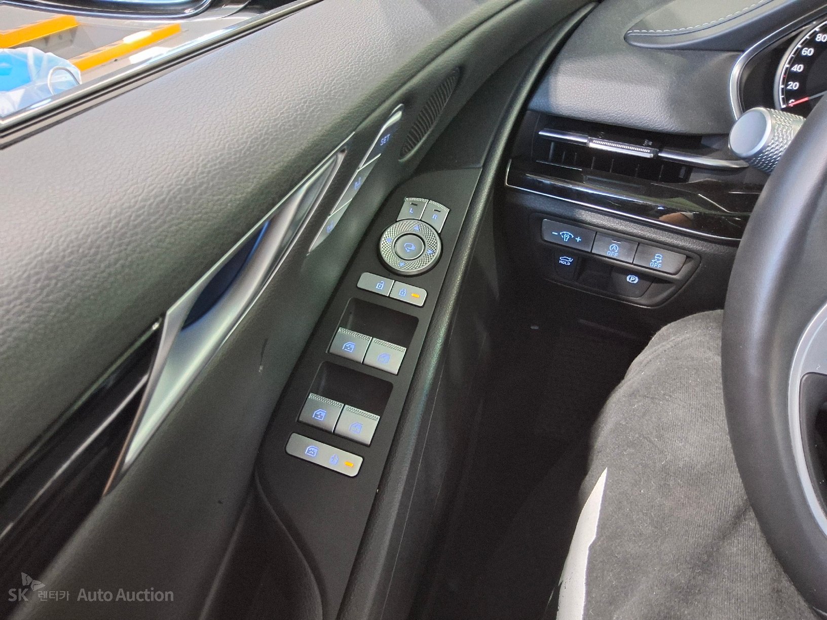2022 - genesis g80