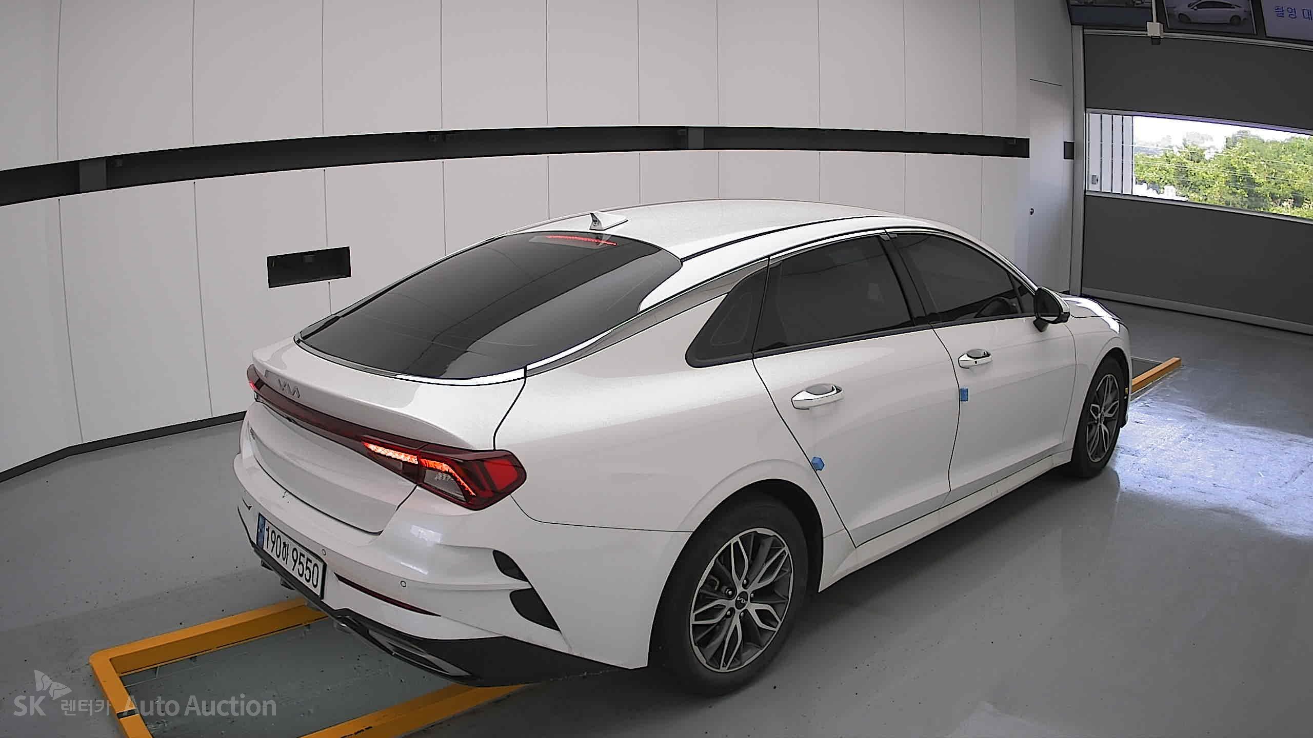 2023 - kia k5