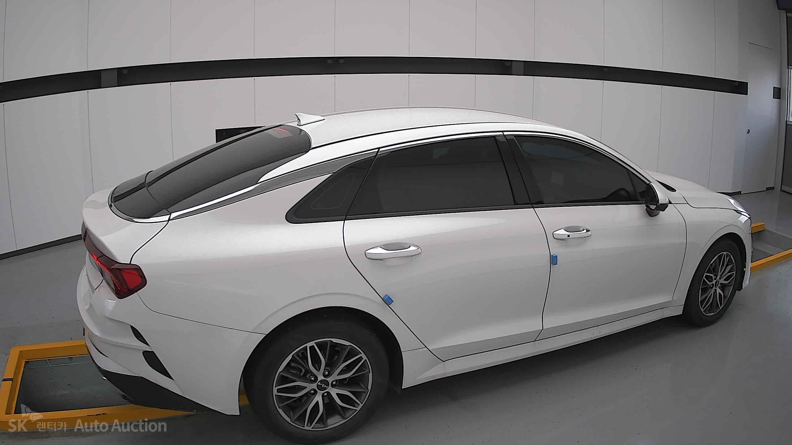 2023 - kia k5
