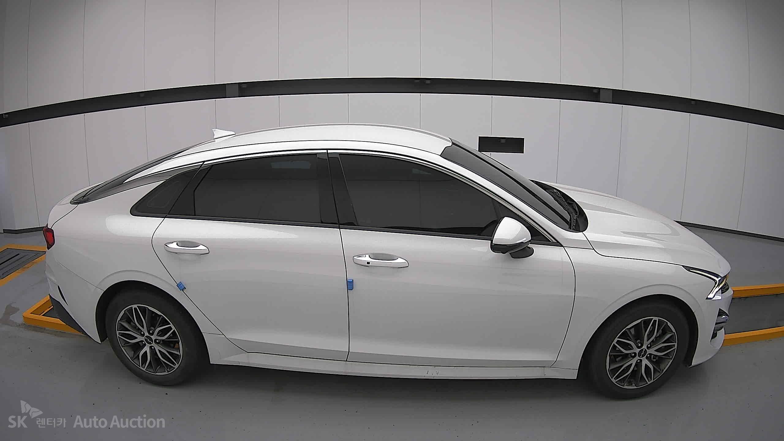 2023 - kia k5