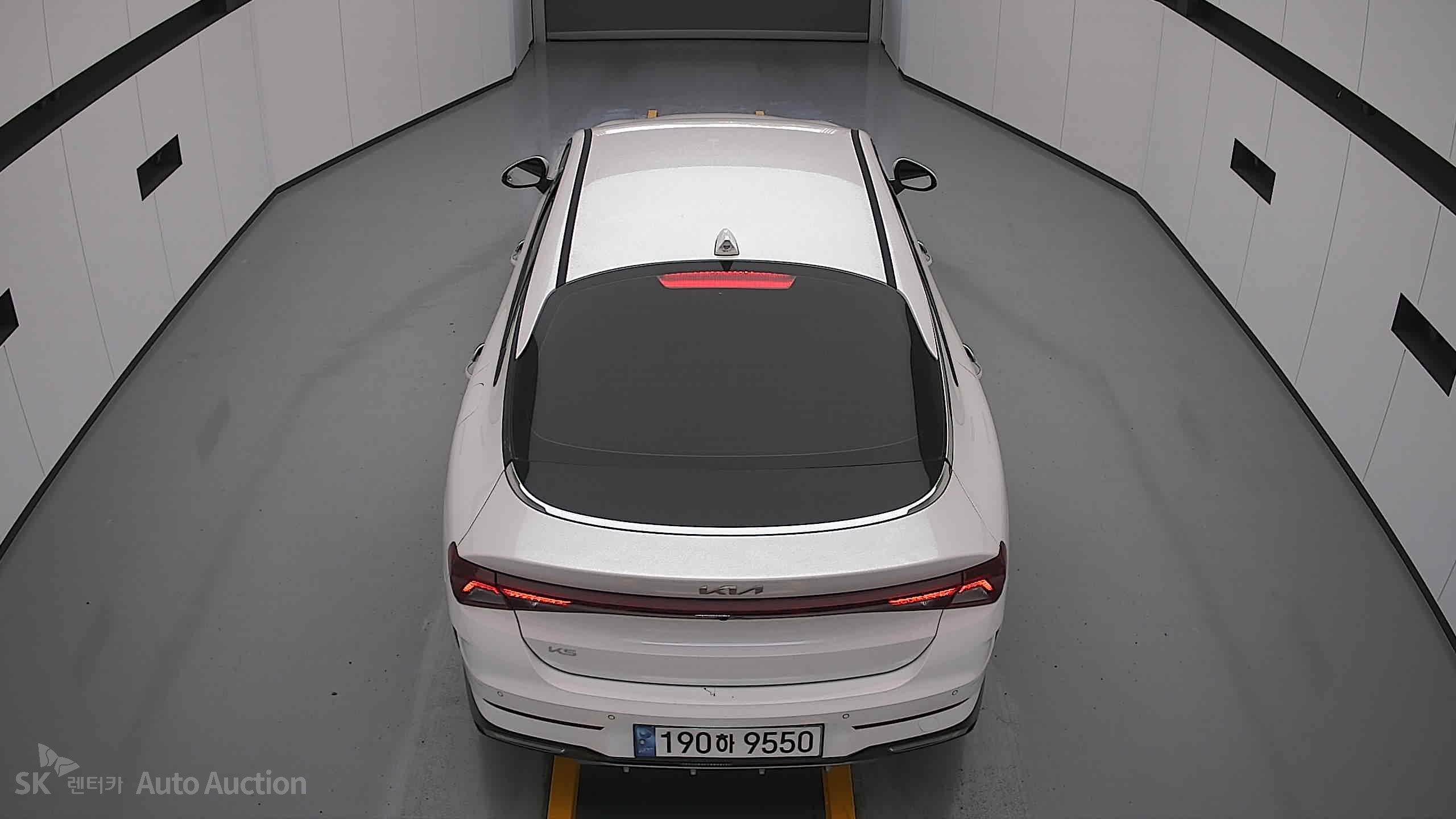 2023 - kia k5