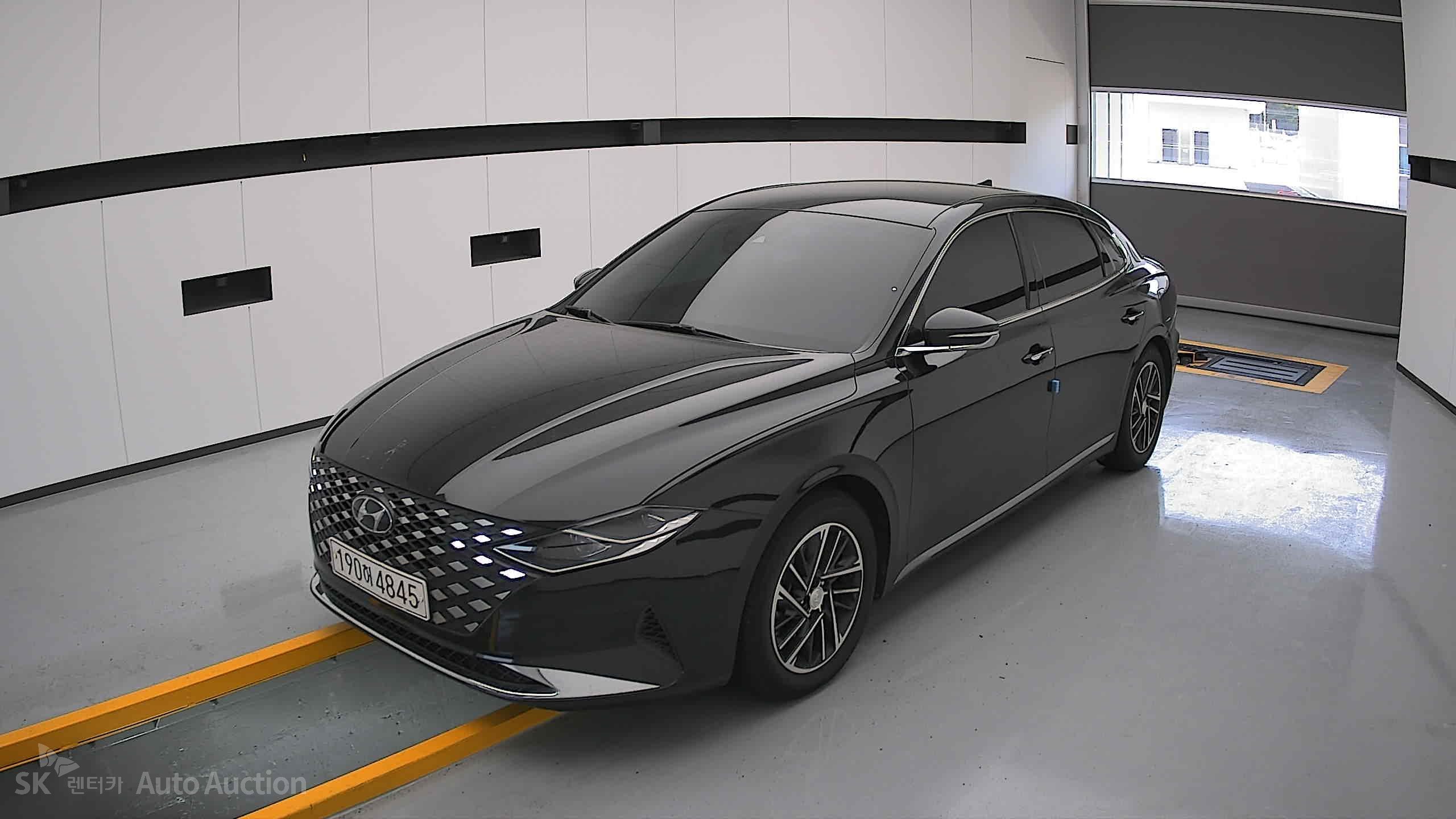 2022 - hyundai grandeur