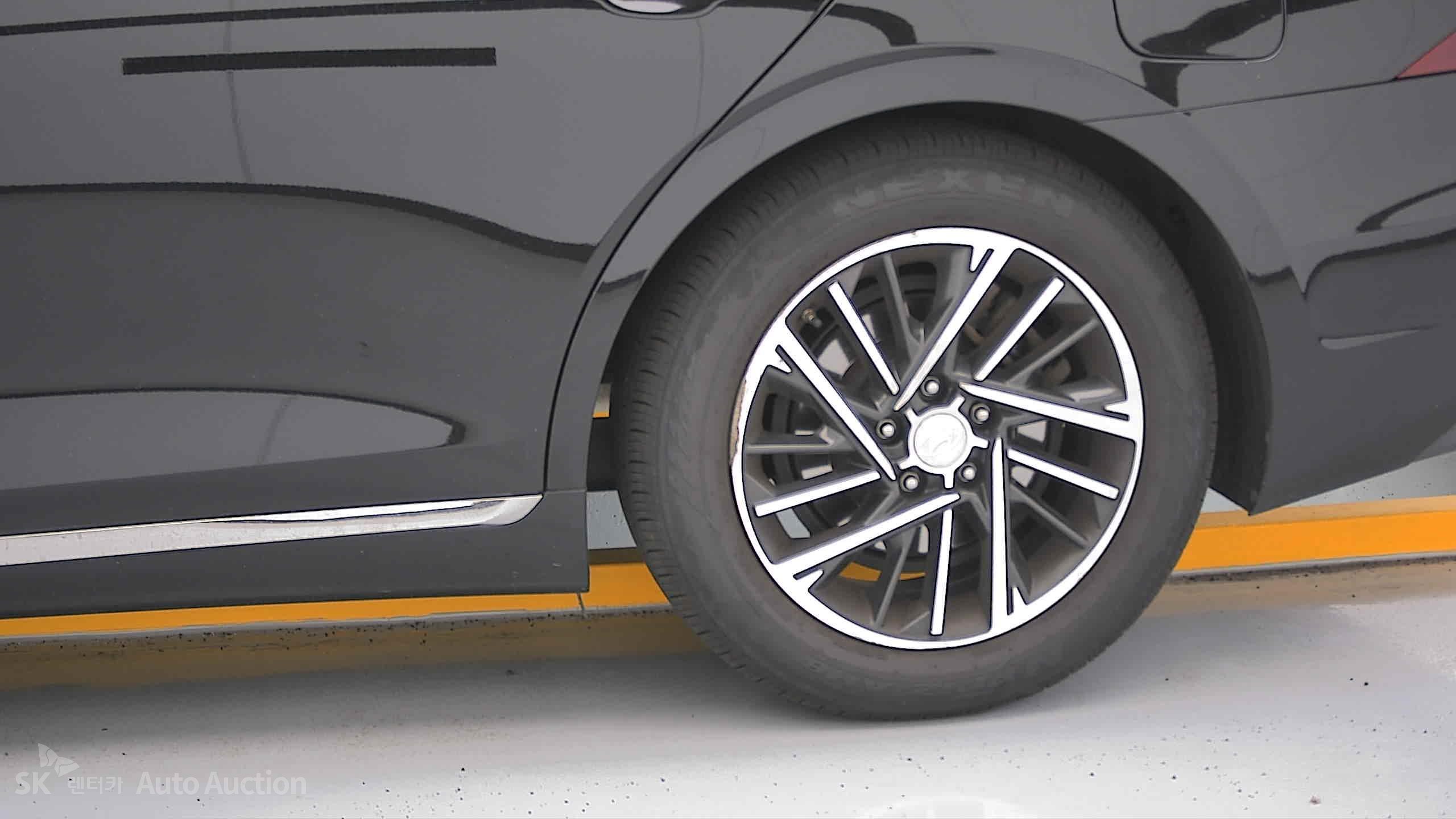 2022 - hyundai grandeur