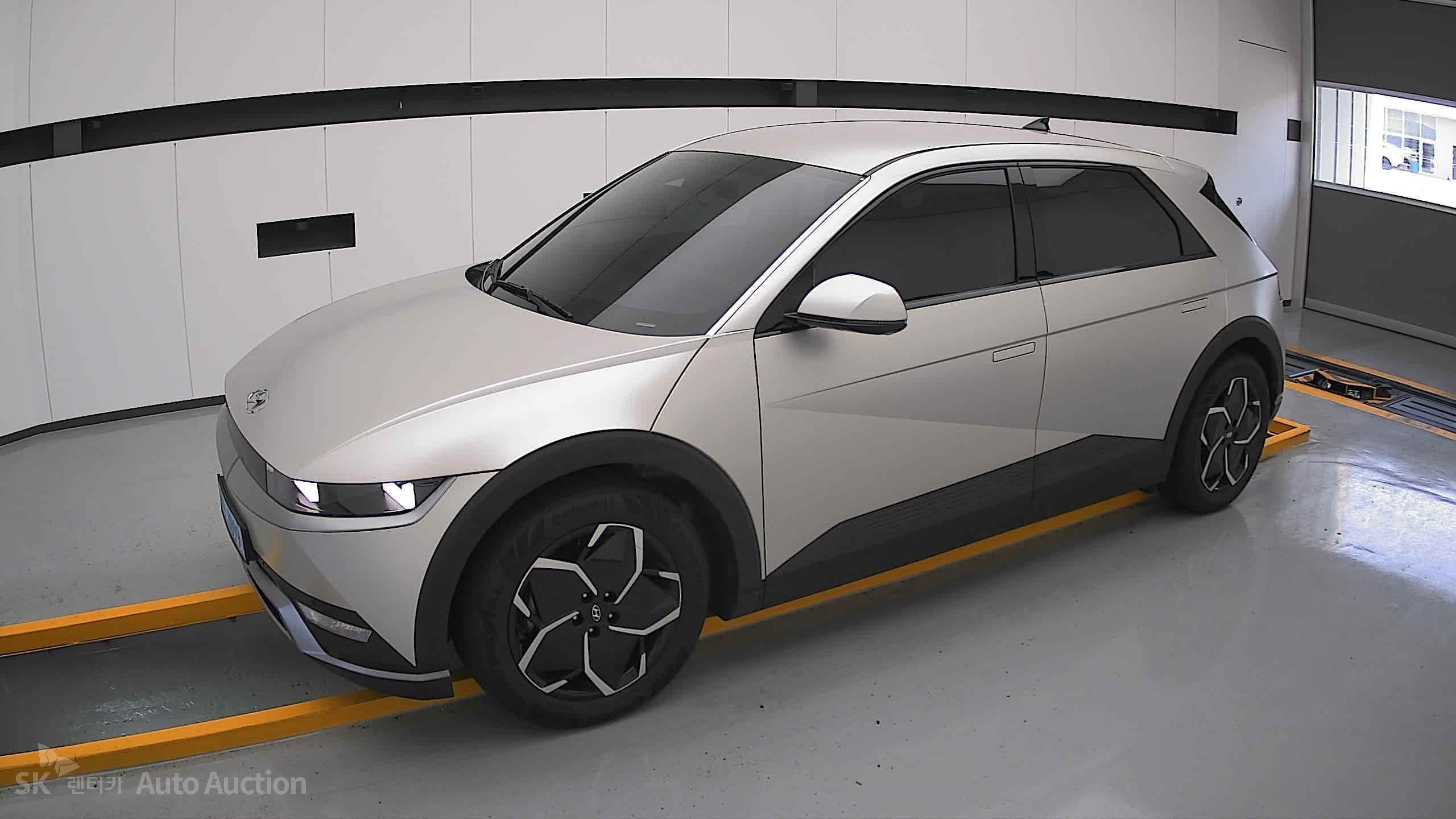 2022 - hyundai ioniq