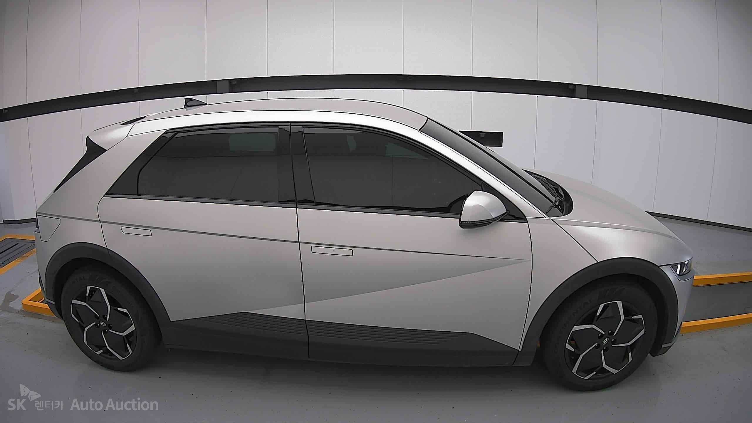 2022 - hyundai ioniq