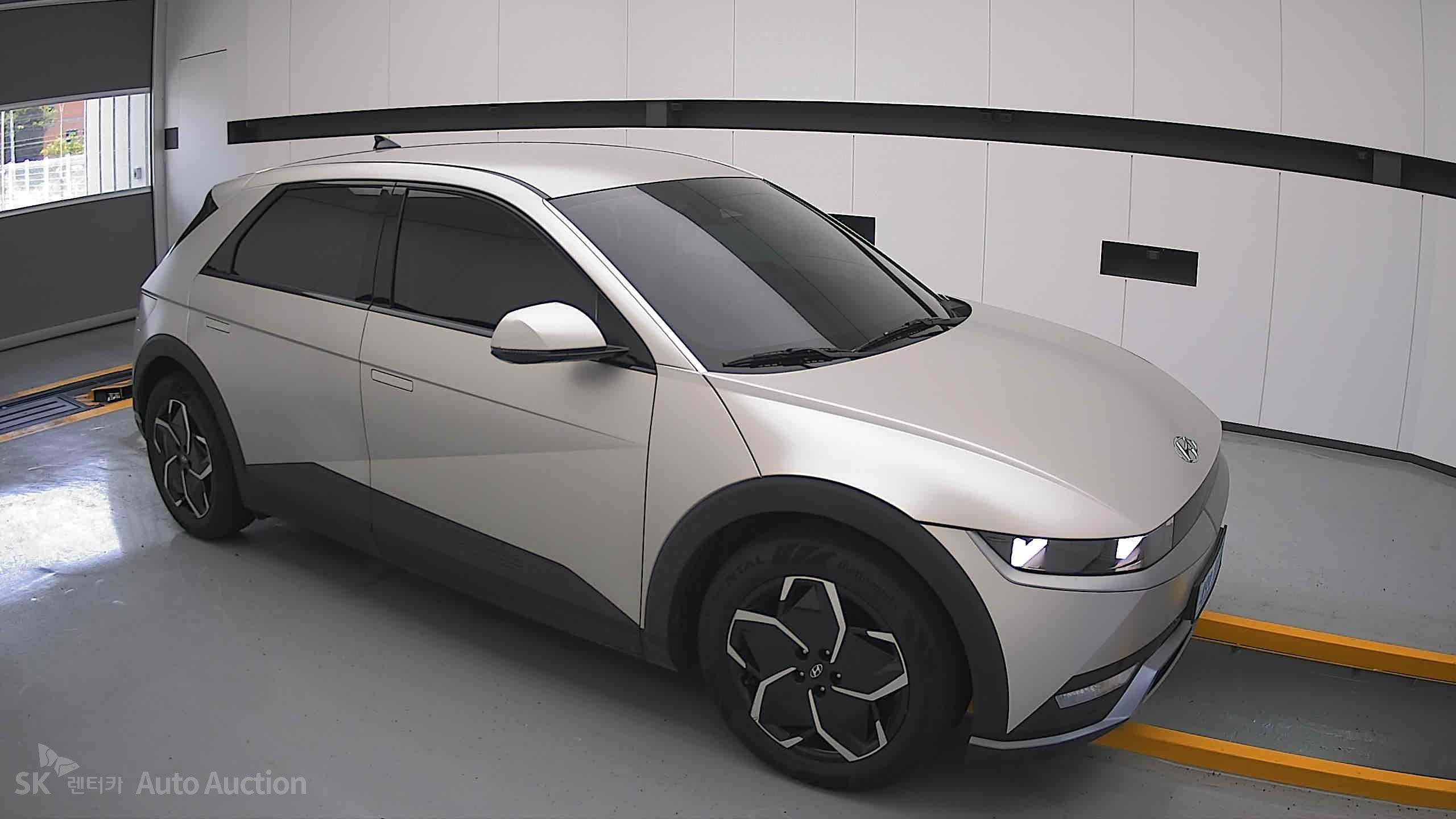 2022 - hyundai ioniq