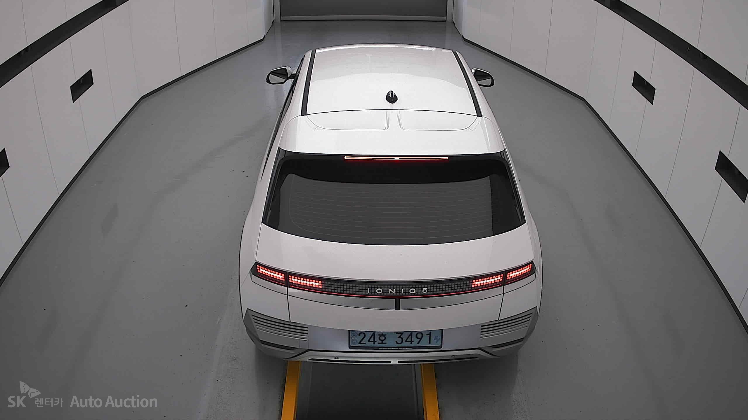 2022 - hyundai ioniq