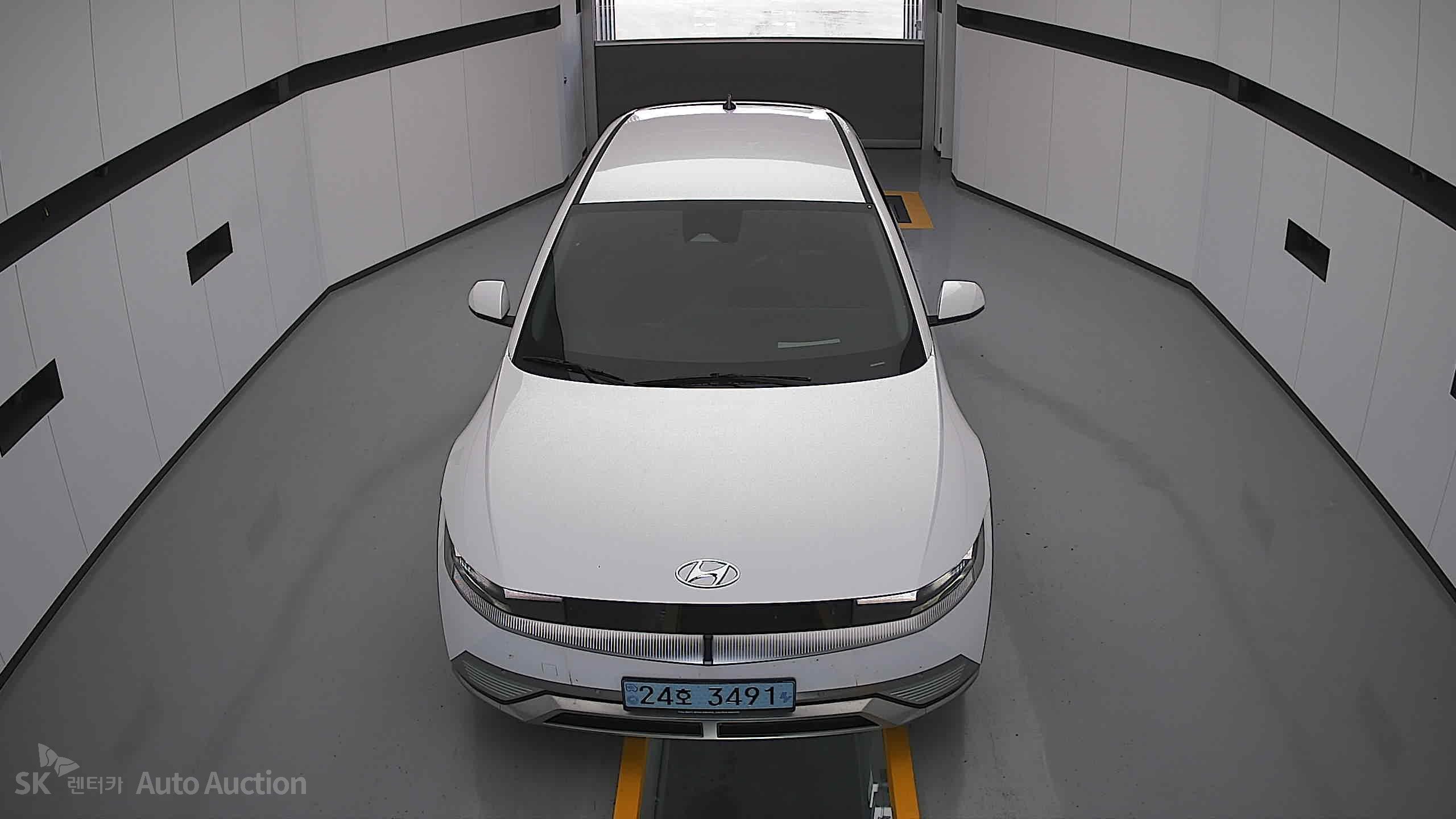 2022 - hyundai ioniq