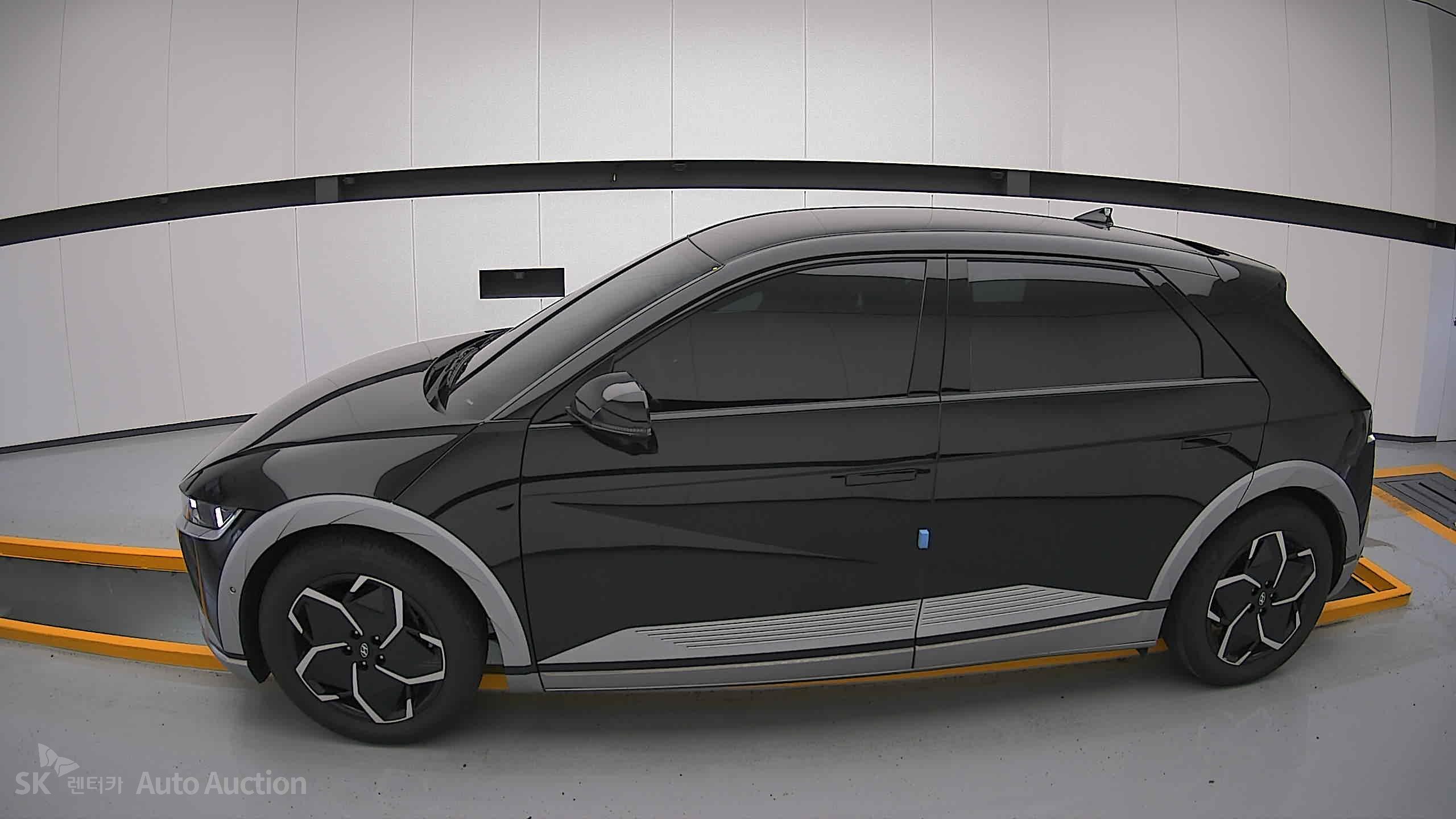 2022 - hyundai ioniq