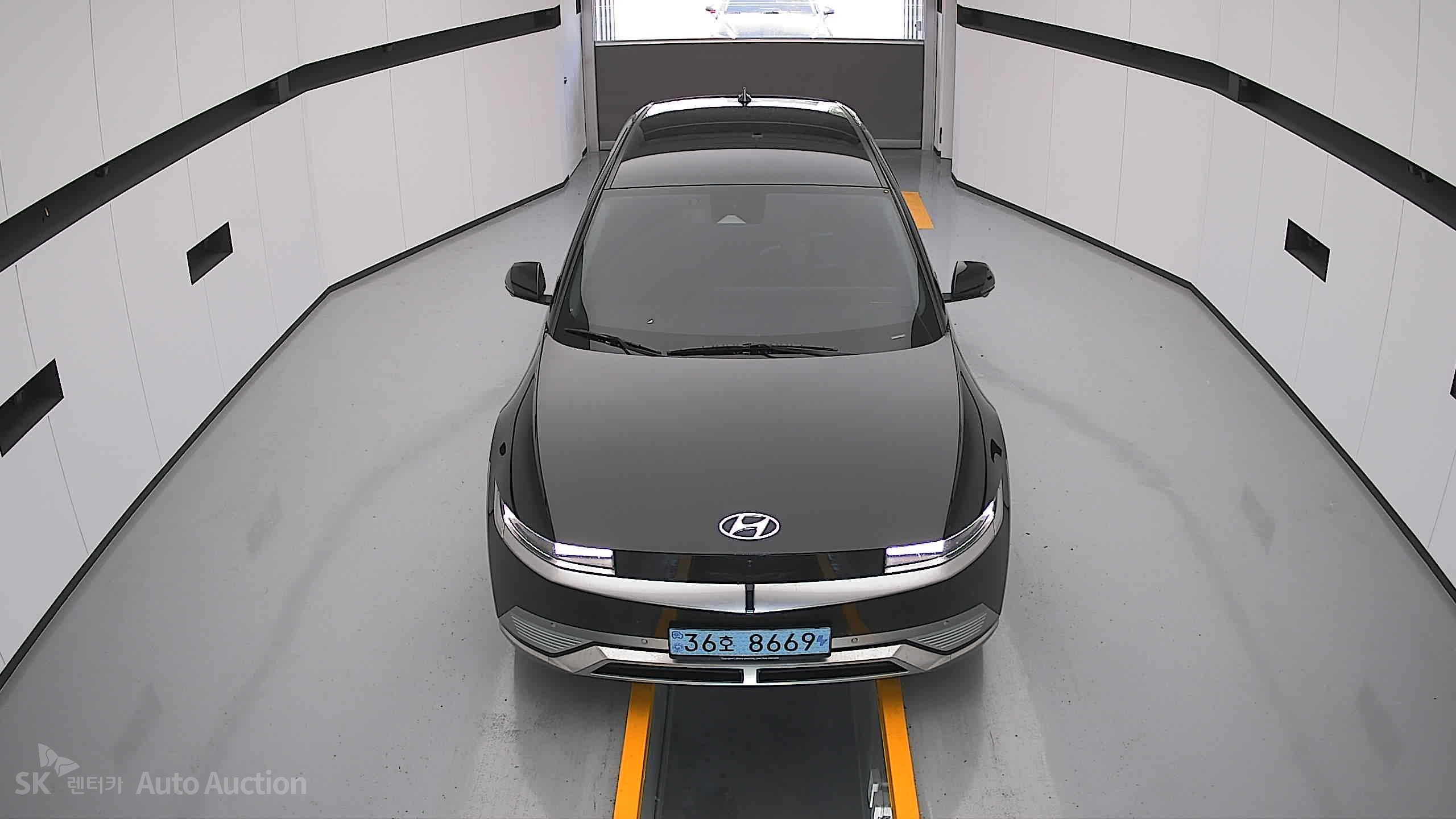 2022 - hyundai ioniq