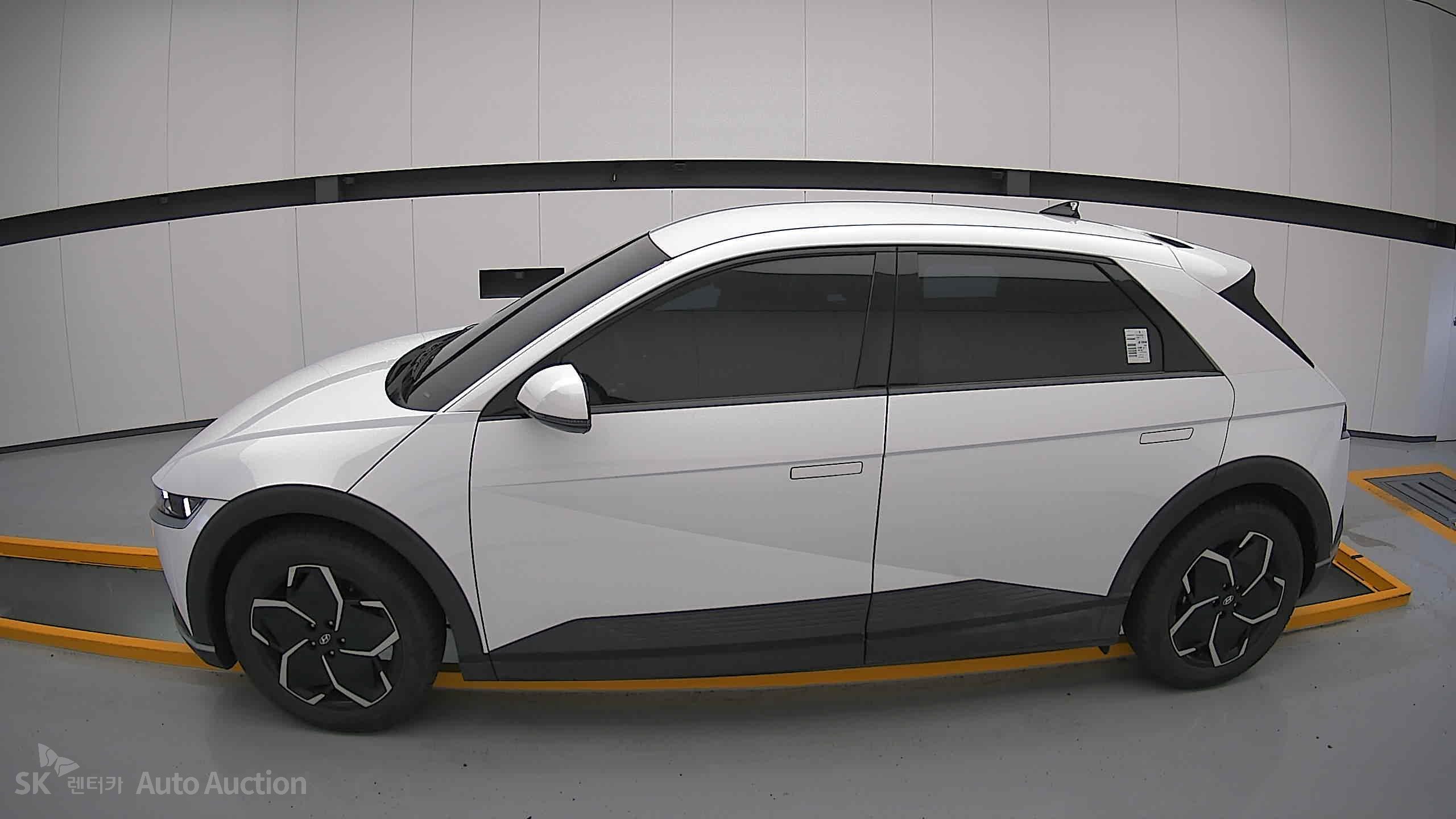 2023 - hyundai ioniq