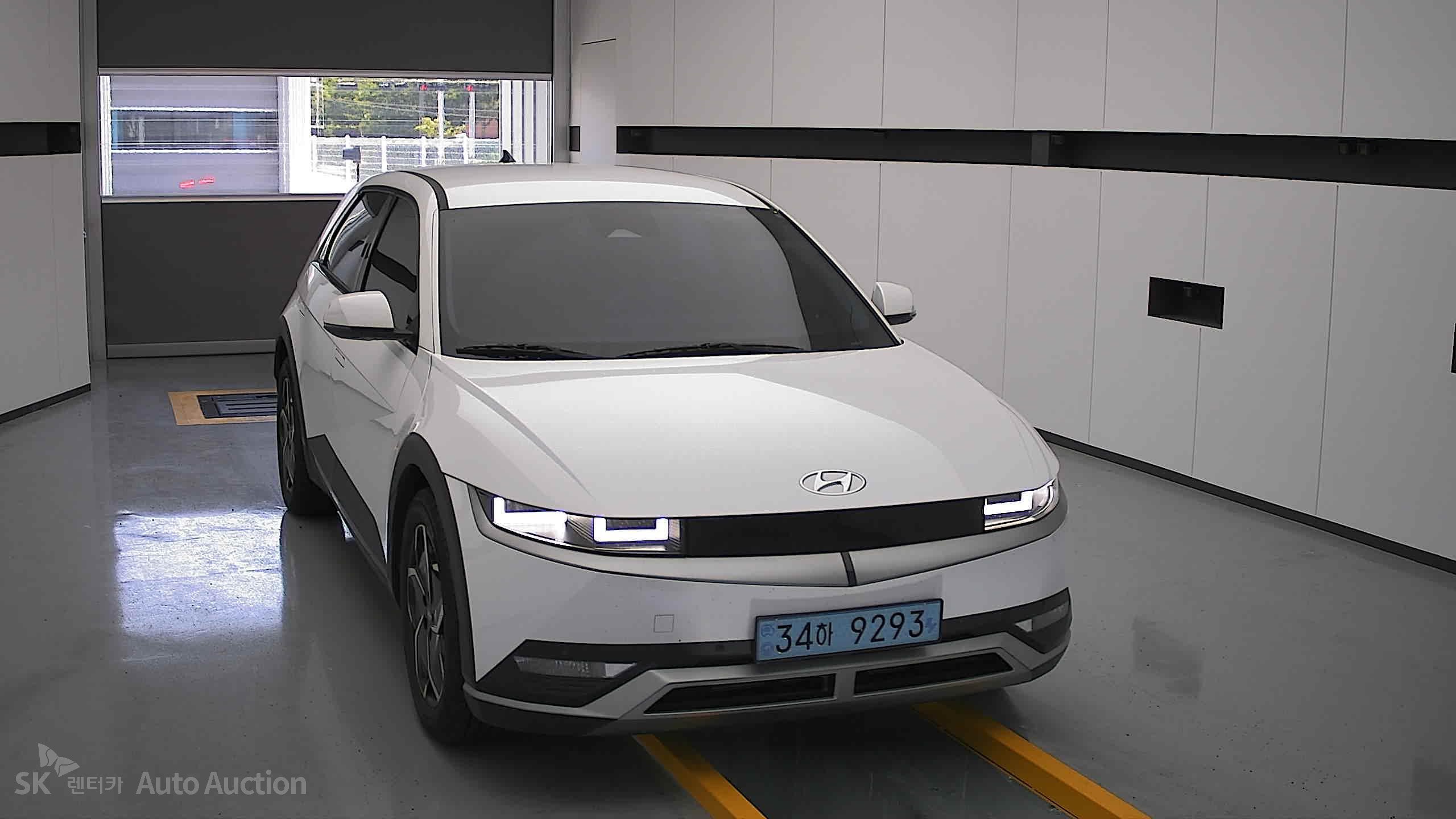2023 - hyundai ioniq