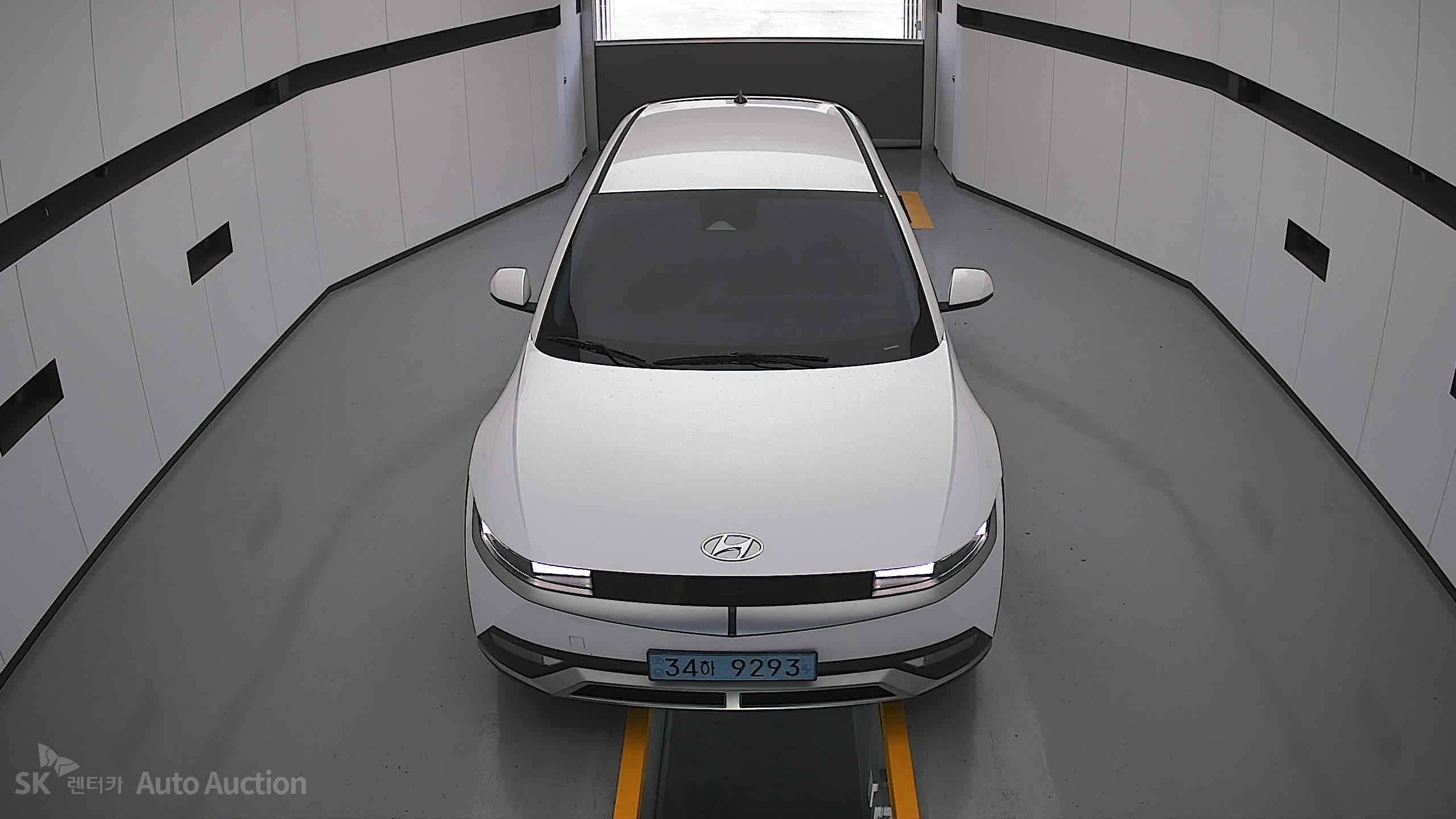 2023 - hyundai ioniq