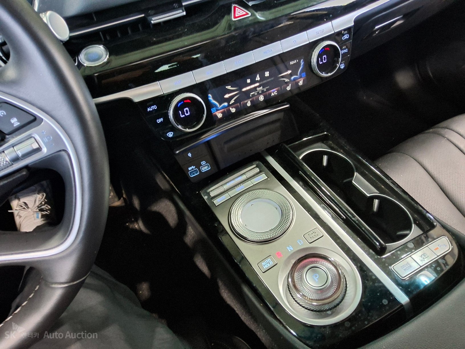 2022 - genesis g80