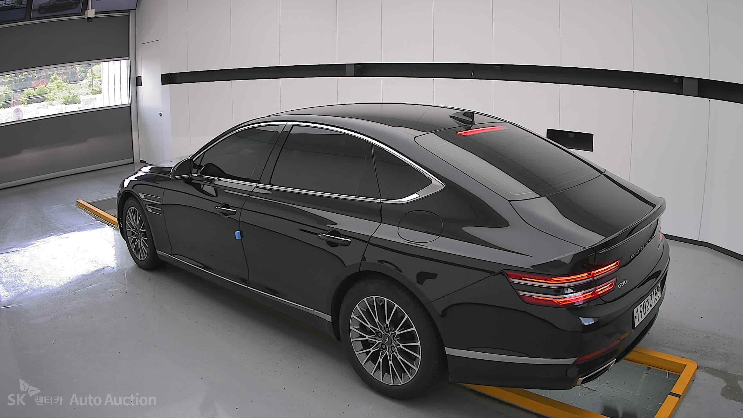 2022 - genesis g80