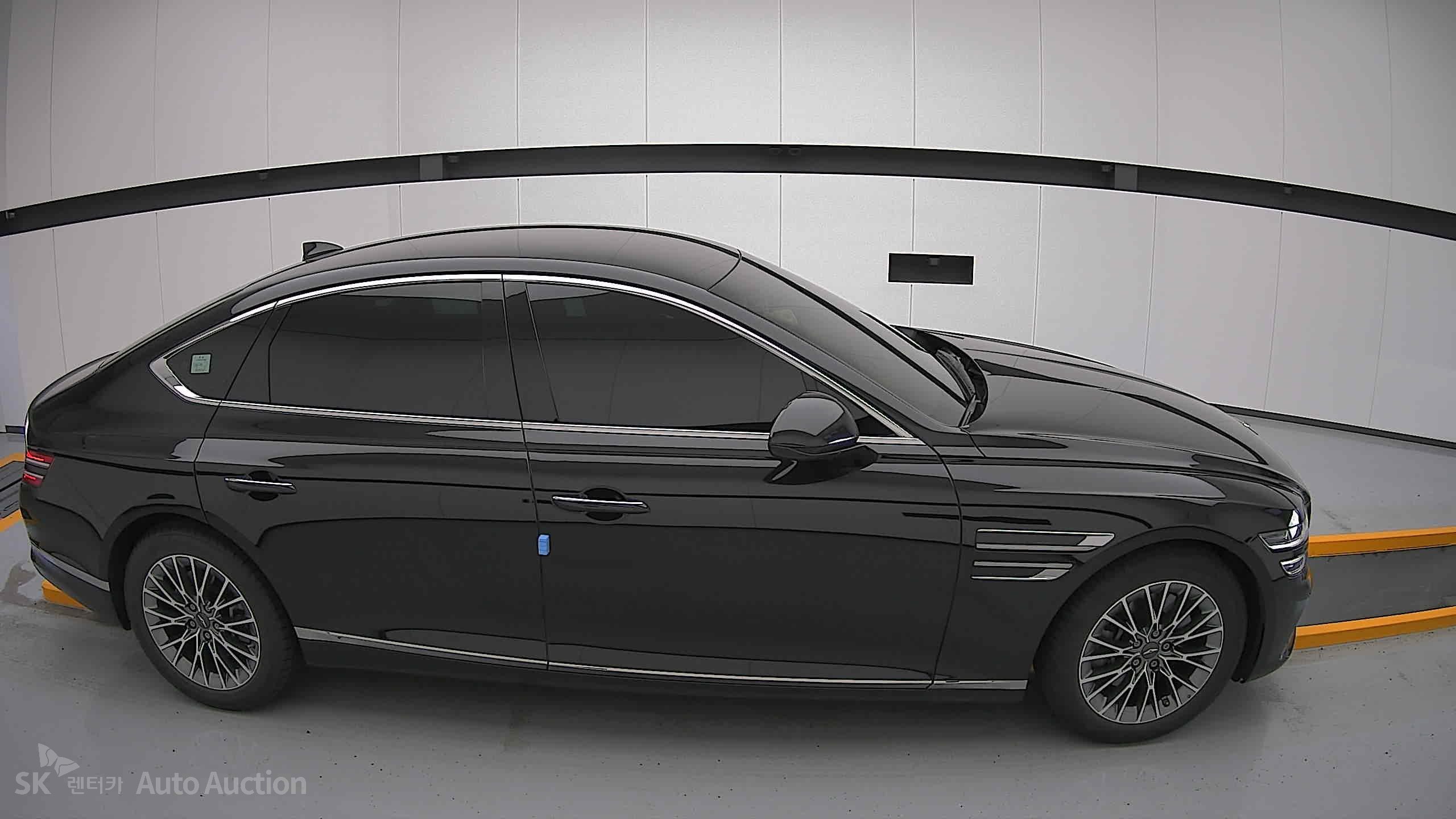 2022 - genesis g80