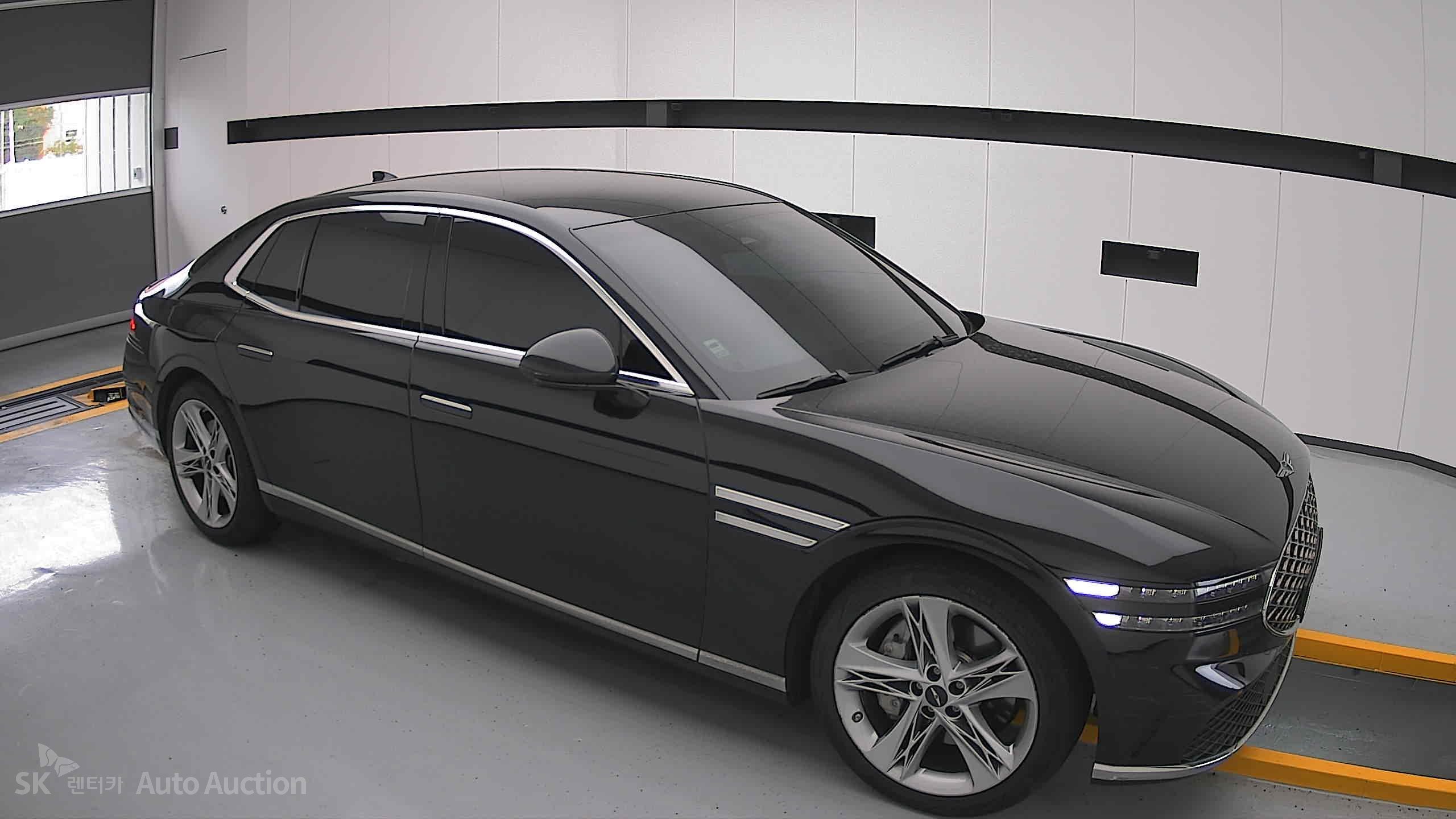 2022 - genesis g90