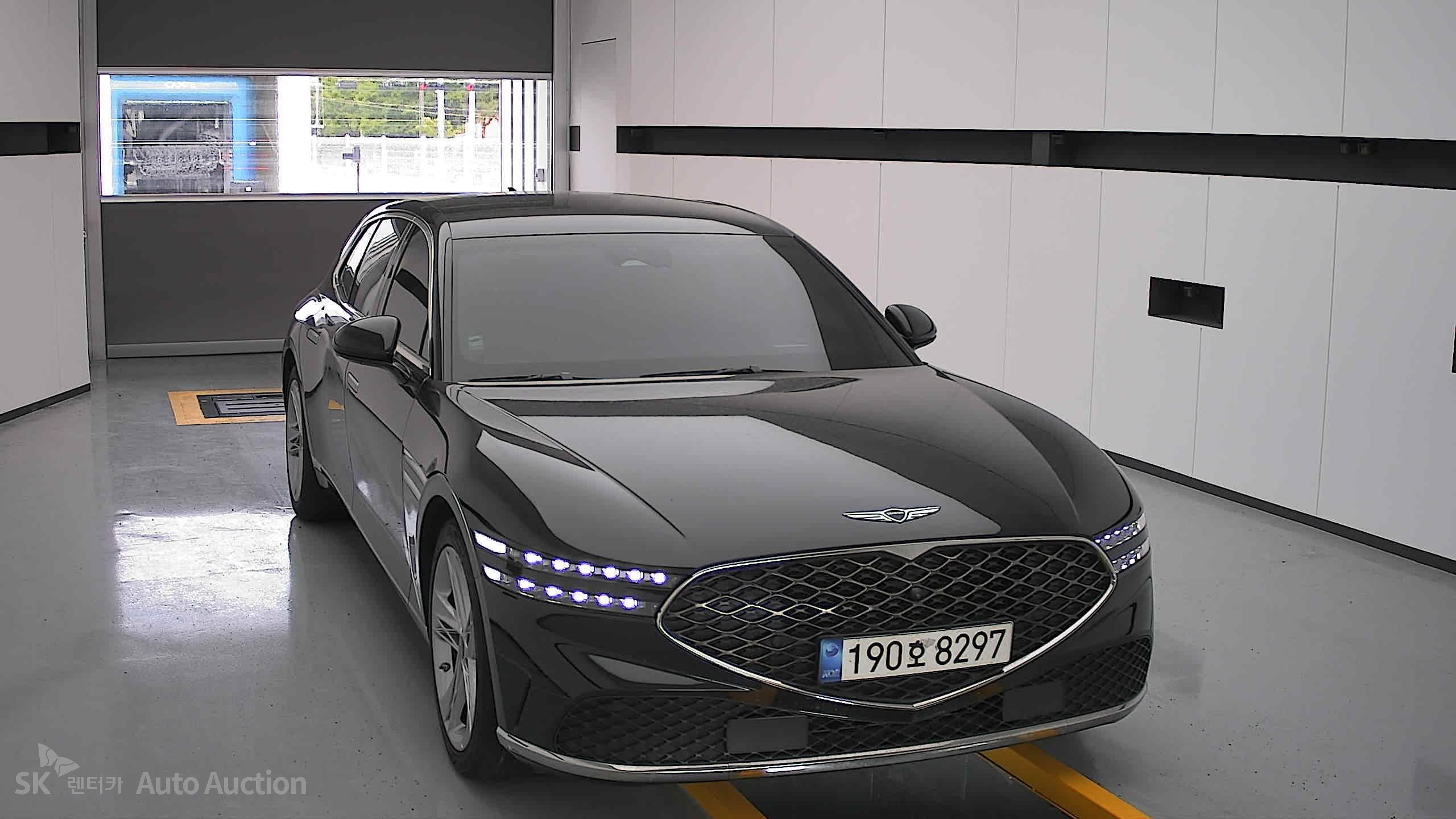 2022 - genesis g90