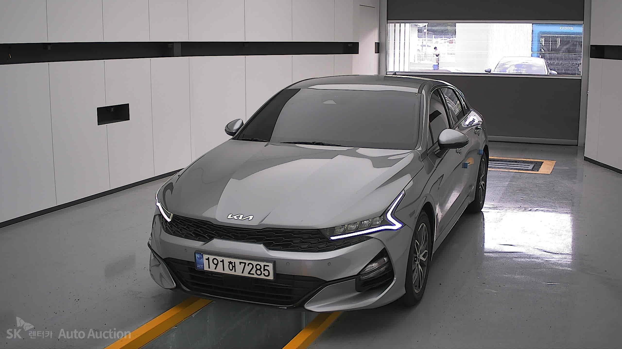 2023 - kia k5