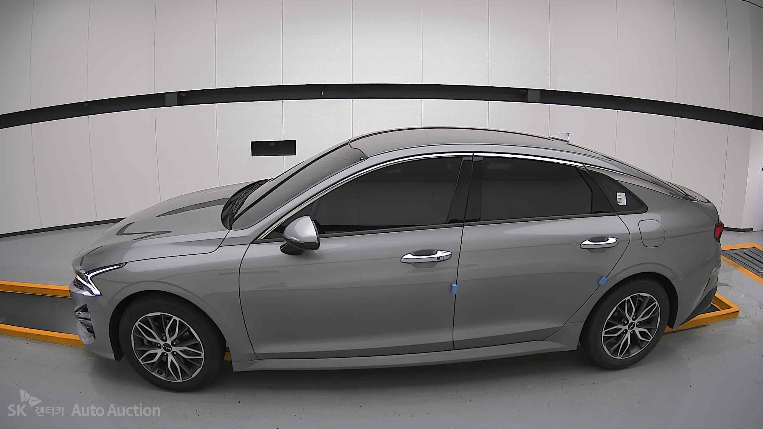2023 - kia k5