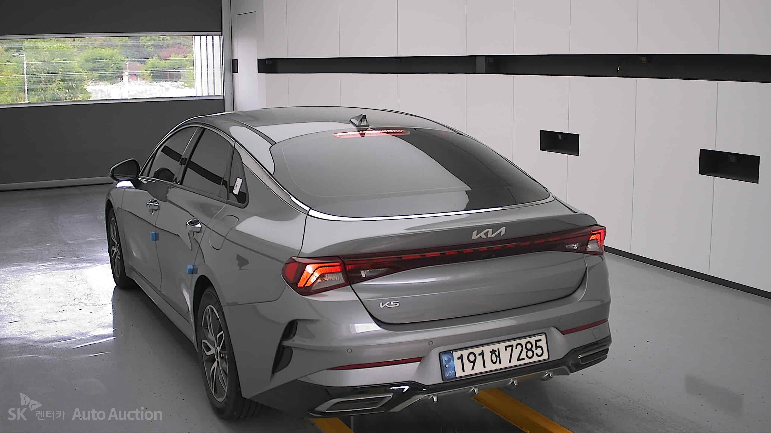 2023 - kia k5
