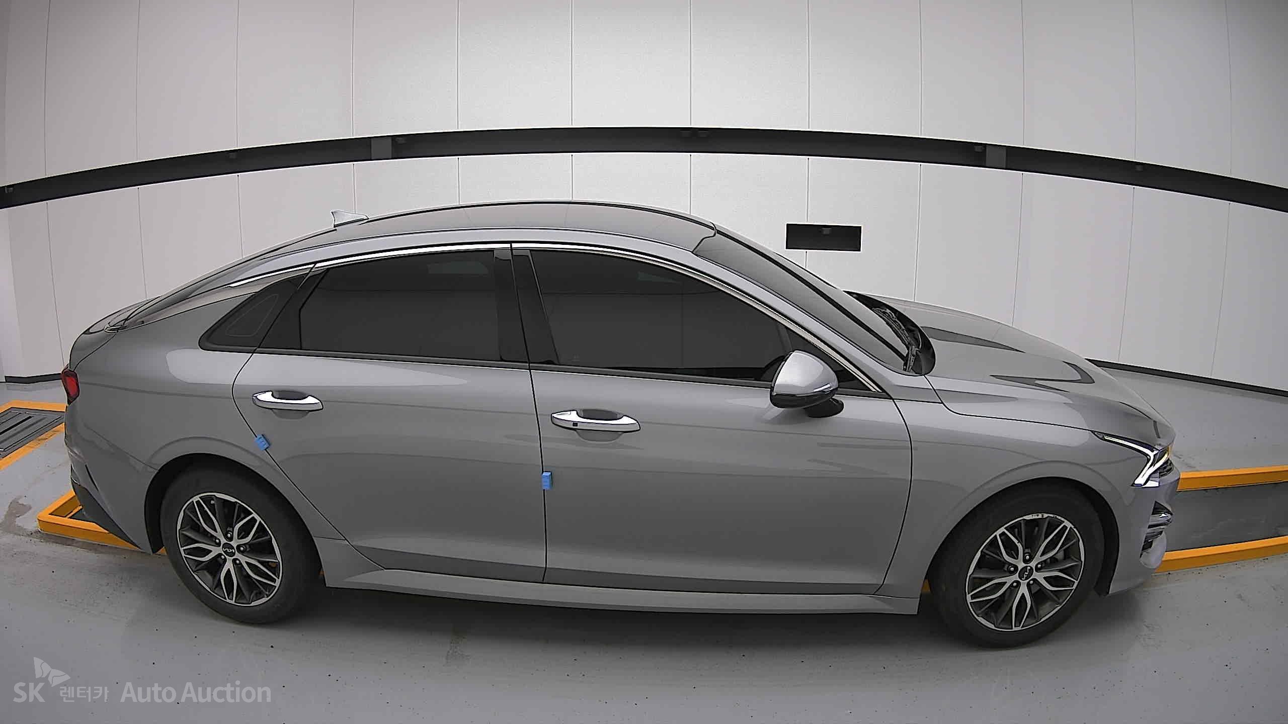 2023 - kia k5