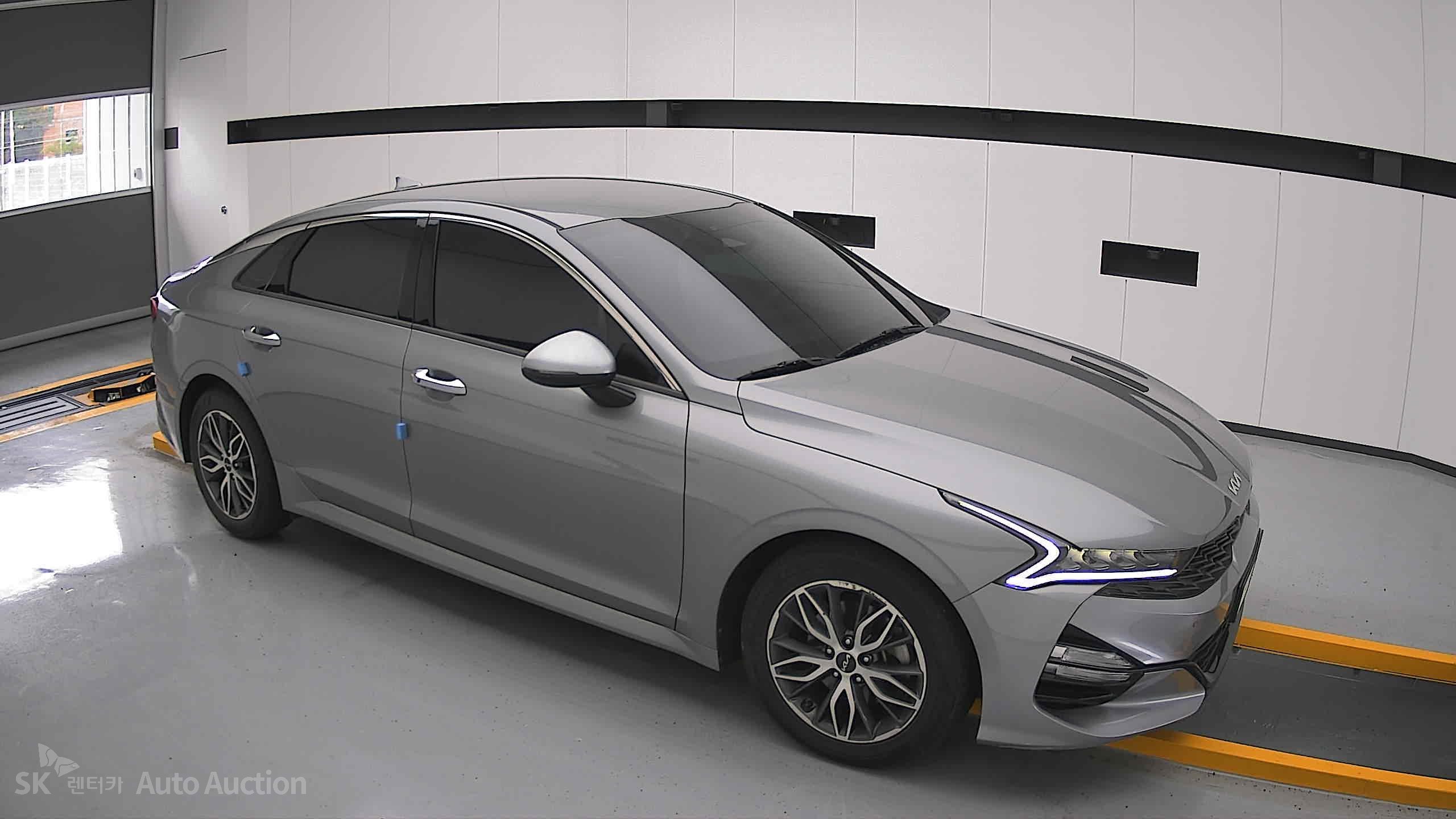 2023 - kia k5