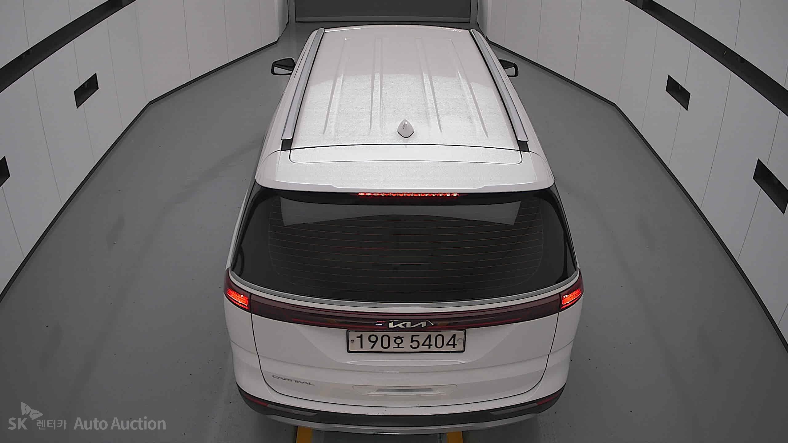 2023 - kia carnival