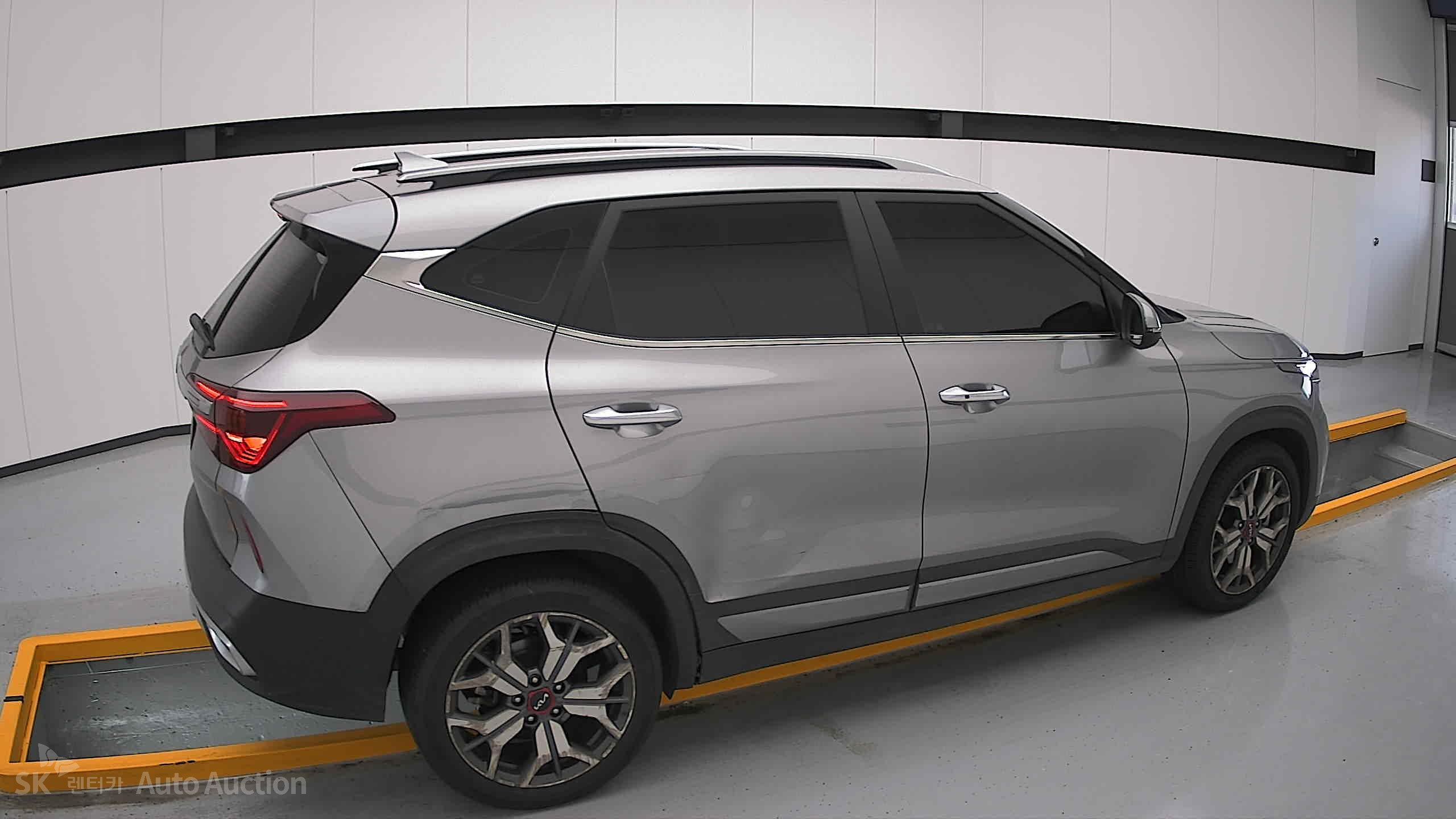 2023 - kia seltos