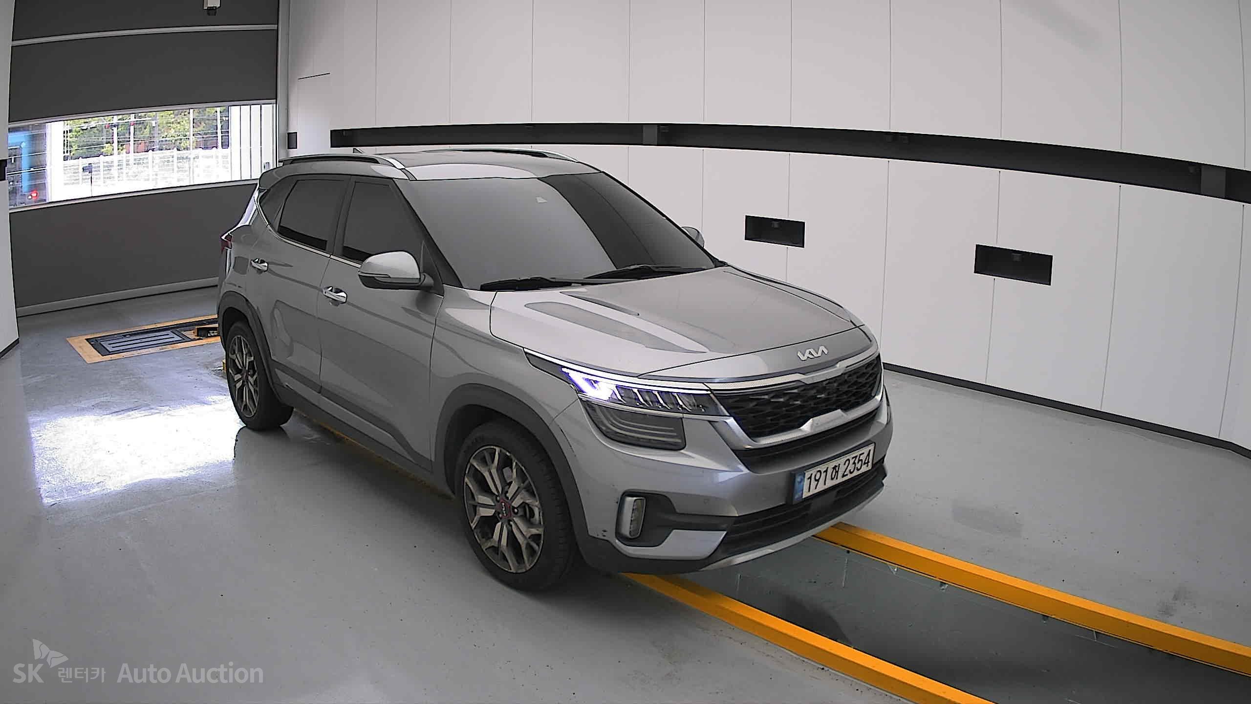 2023 - kia seltos