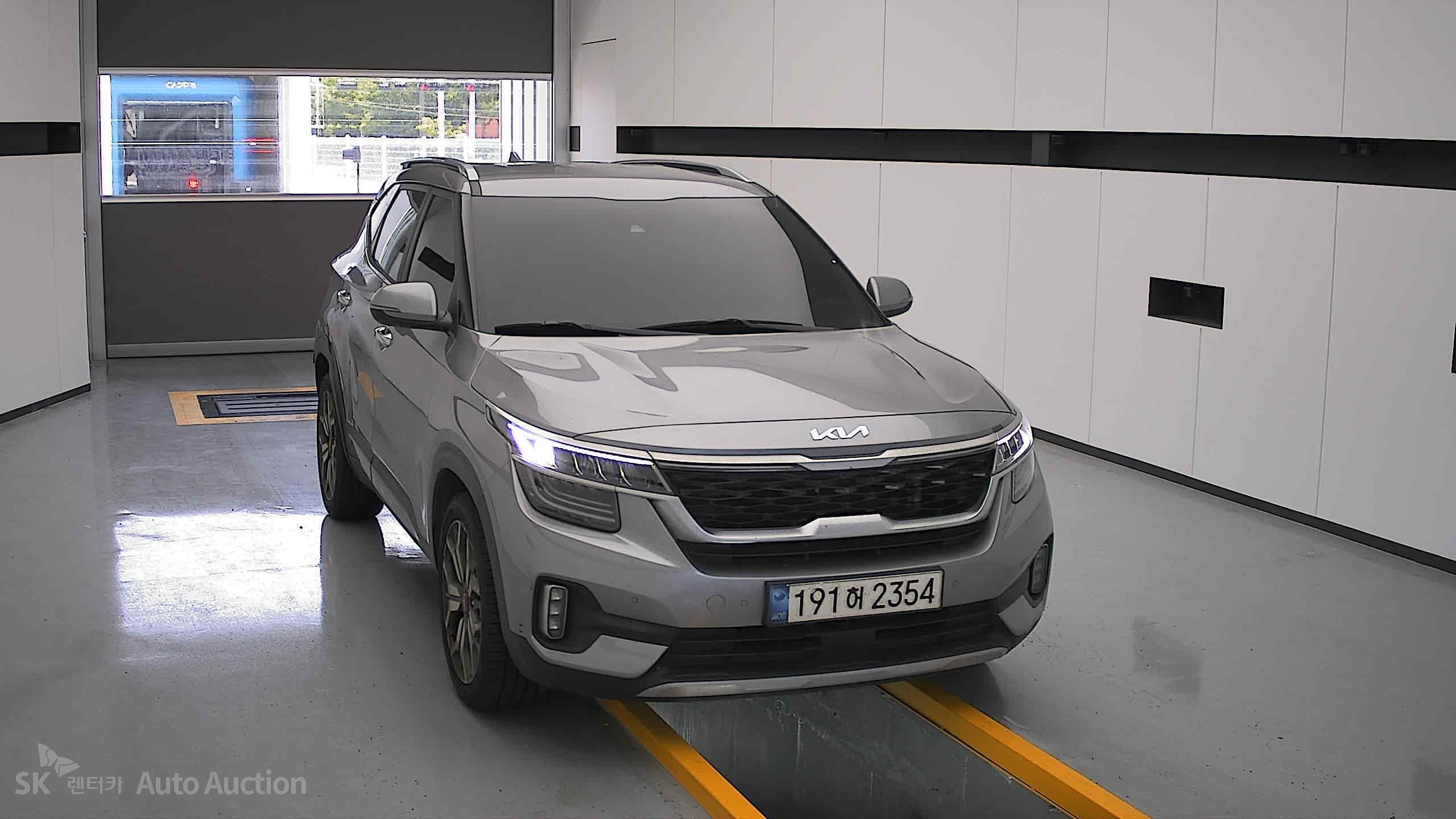 2023 - kia seltos