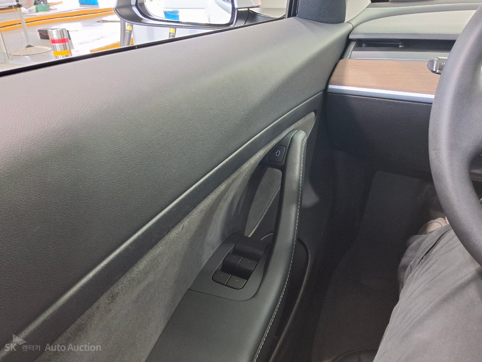 2021 - tesla model 3