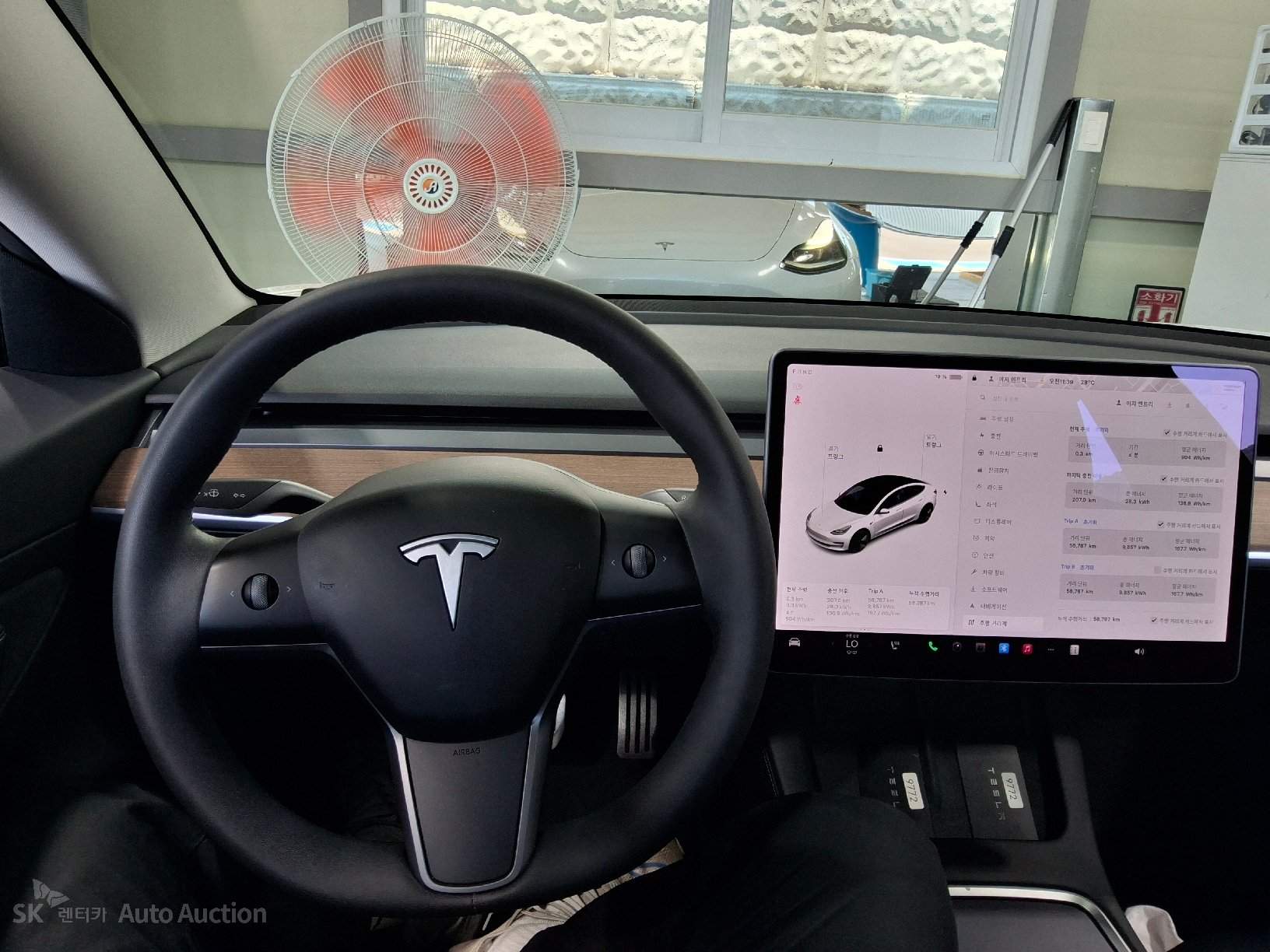2021 - tesla model 3