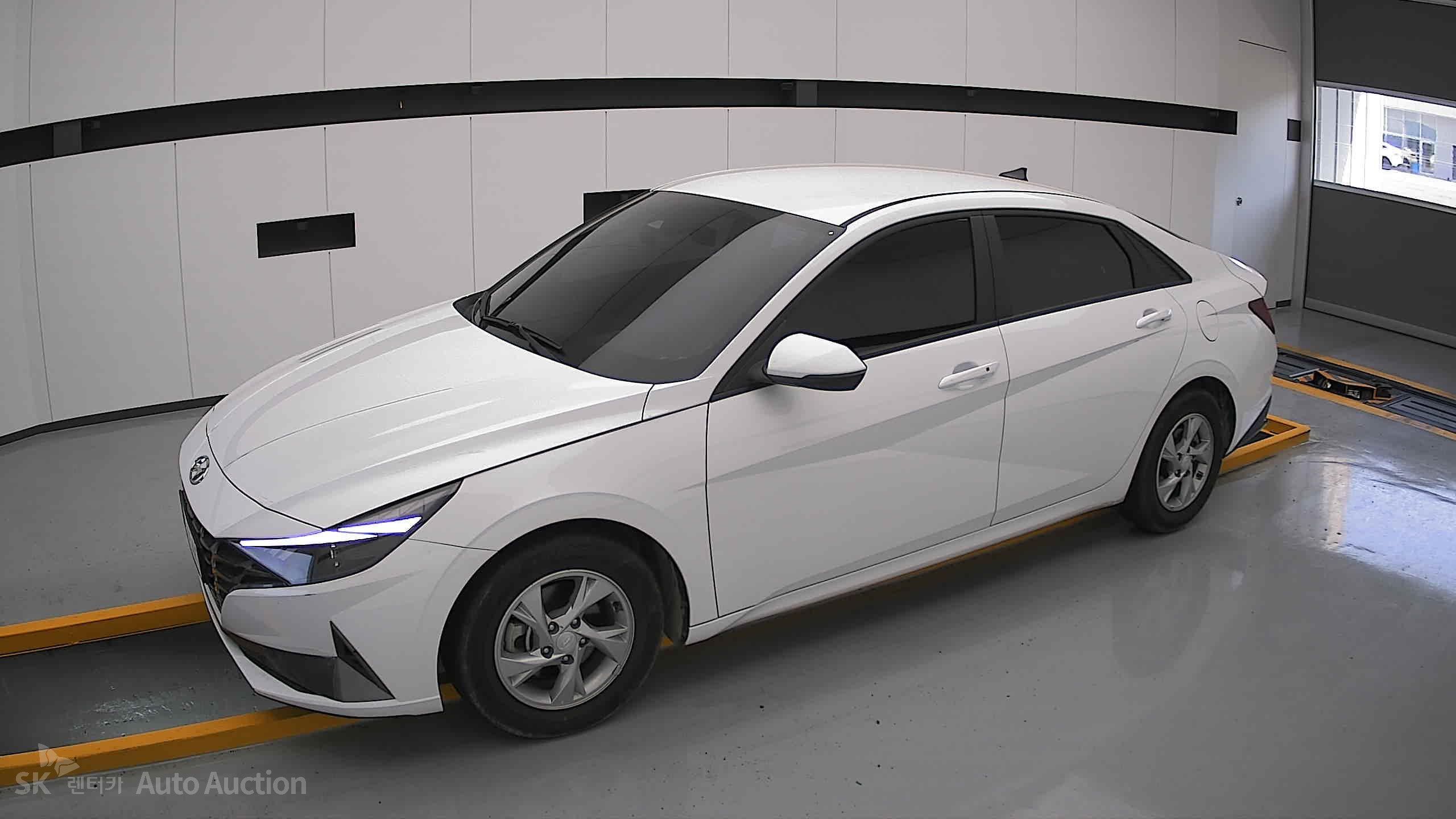 2023 - hyundai avante