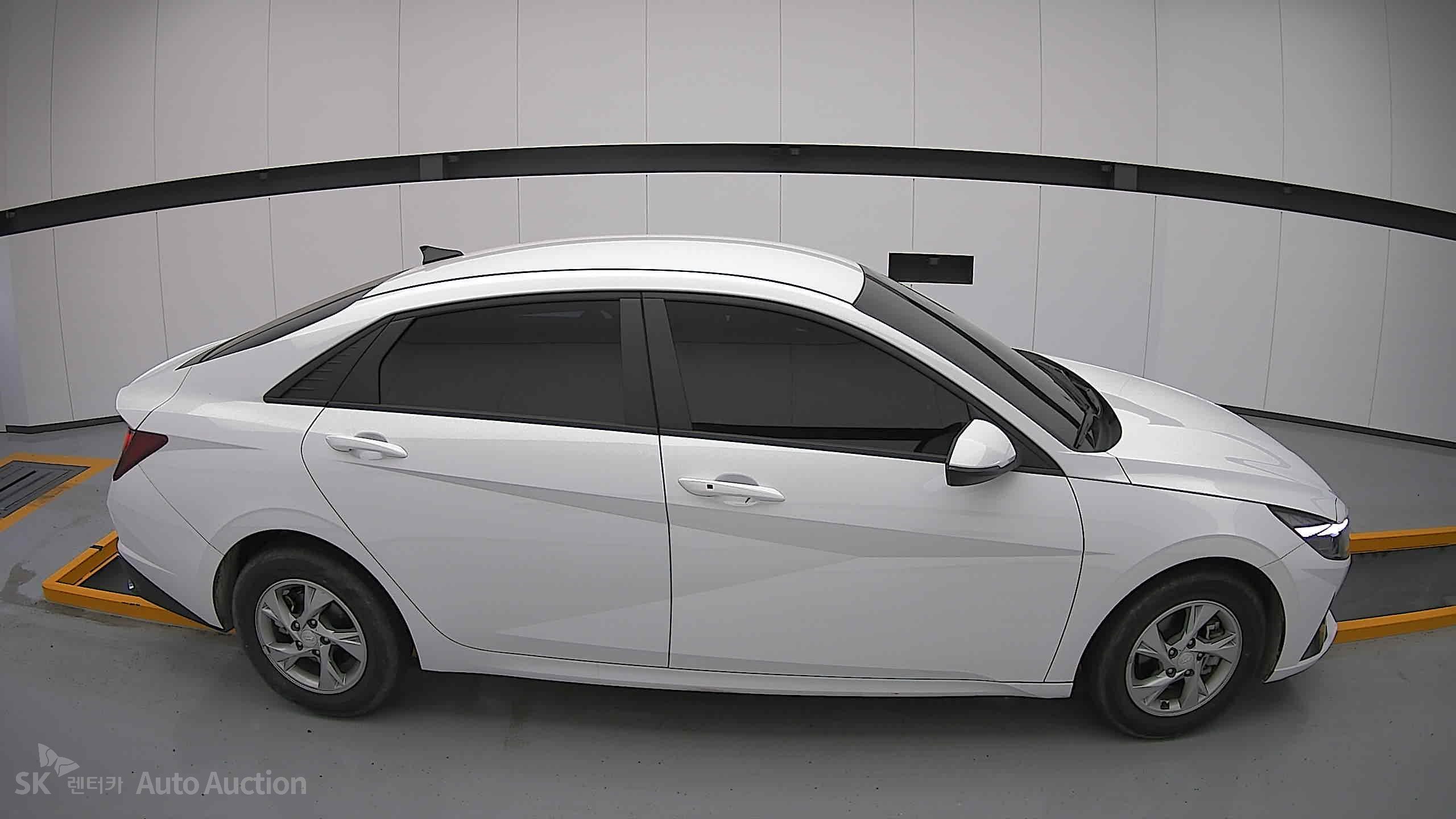 2023 - hyundai avante