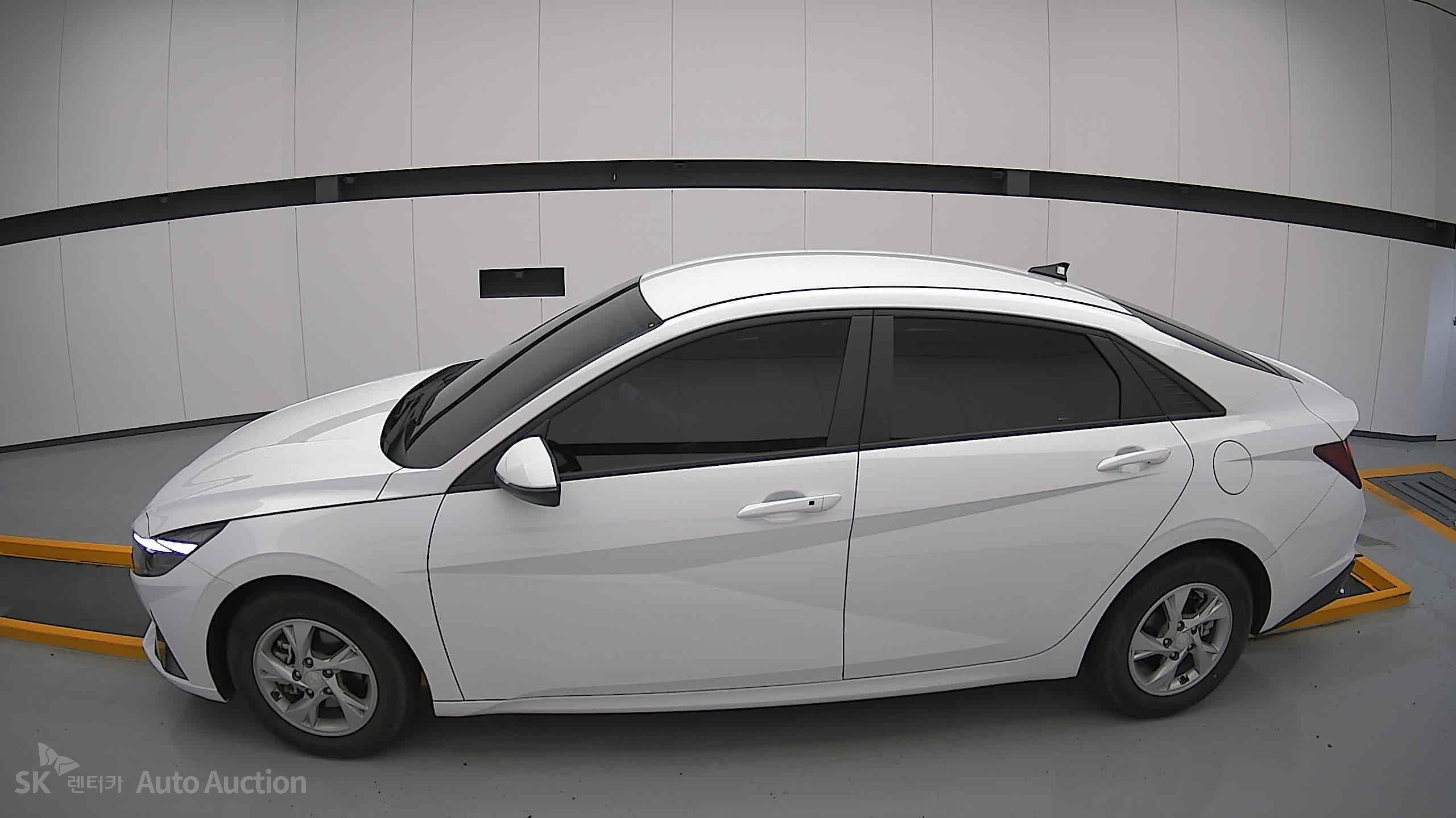 2023 - hyundai avante