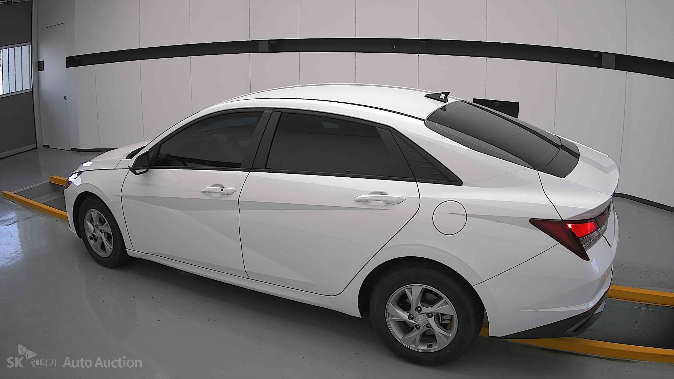 2023 - hyundai avante