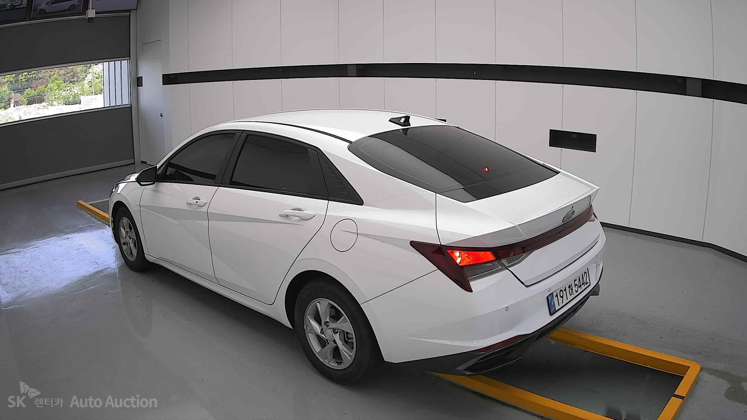 2023 - hyundai avante