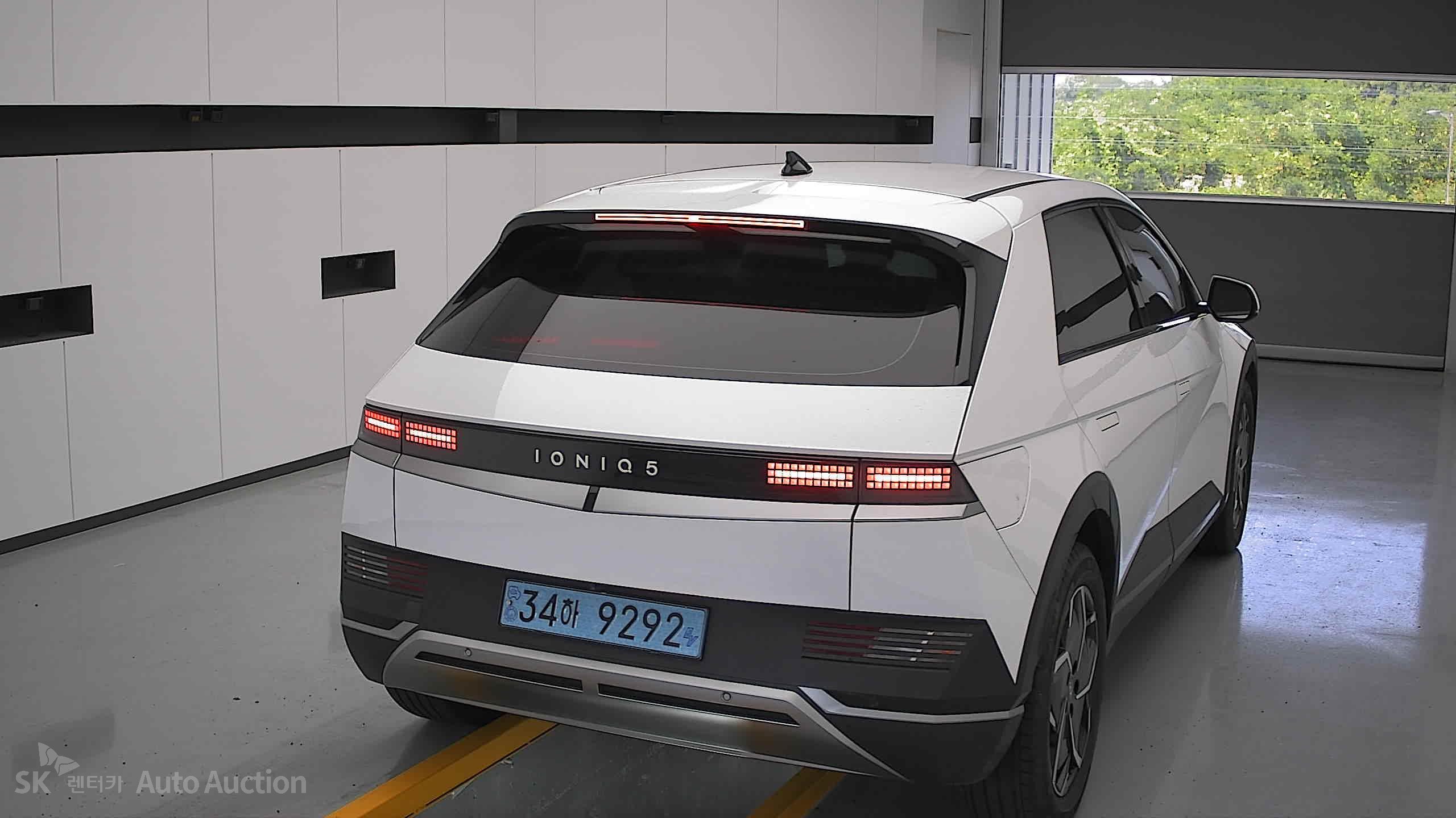 2023 - hyundai ioniq