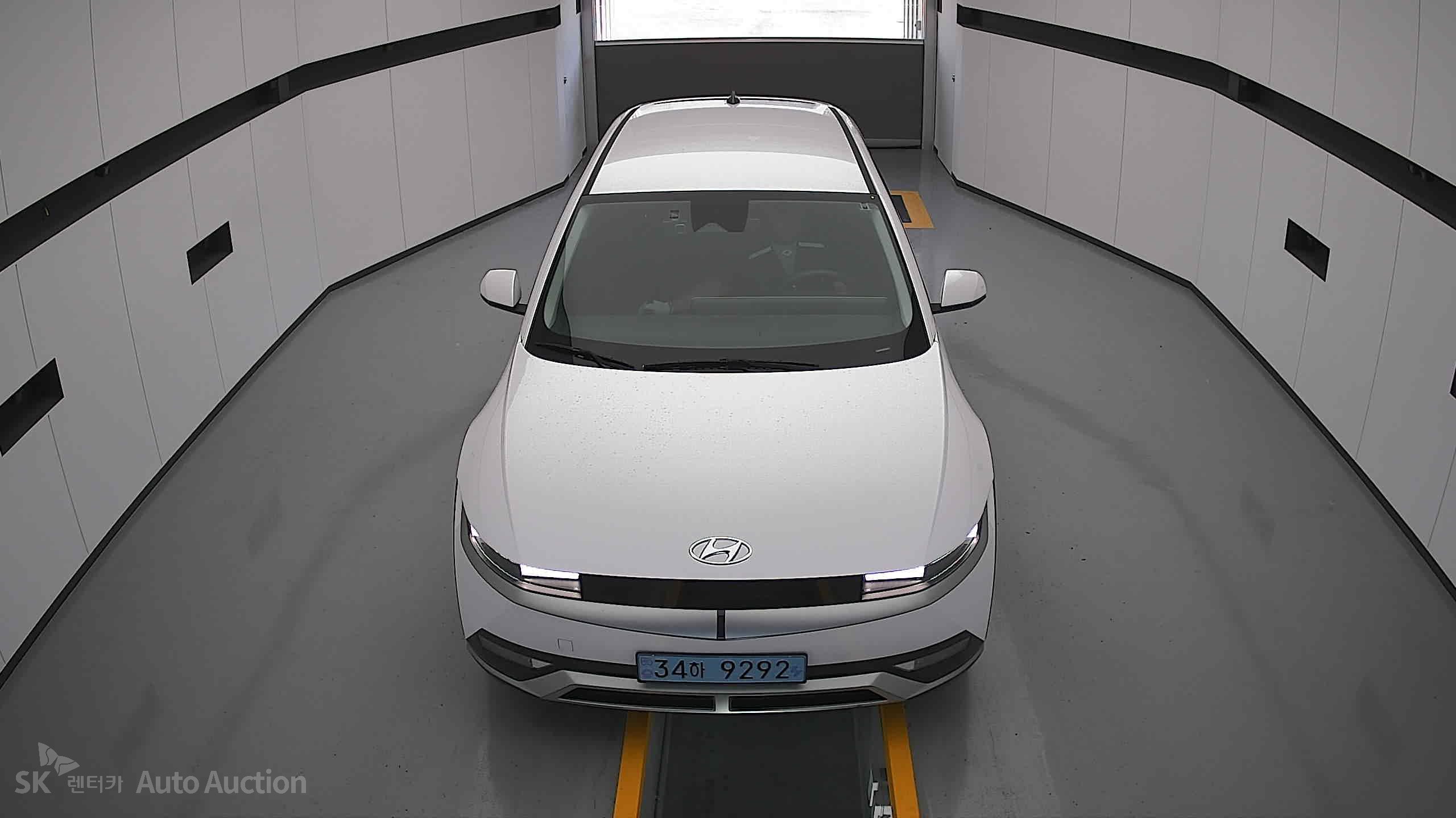 2023 - hyundai ioniq
