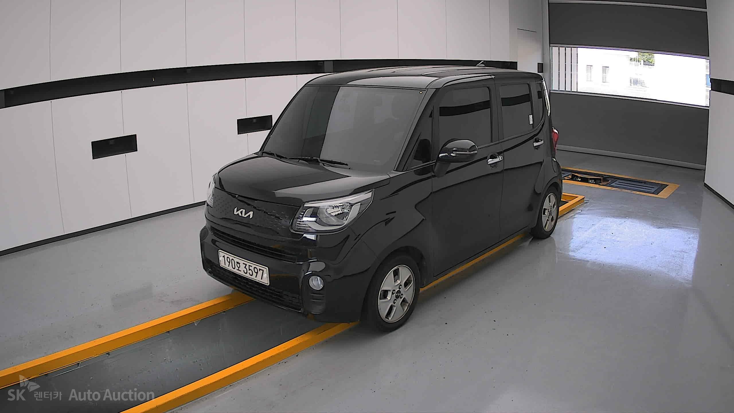 2022 - kia ray