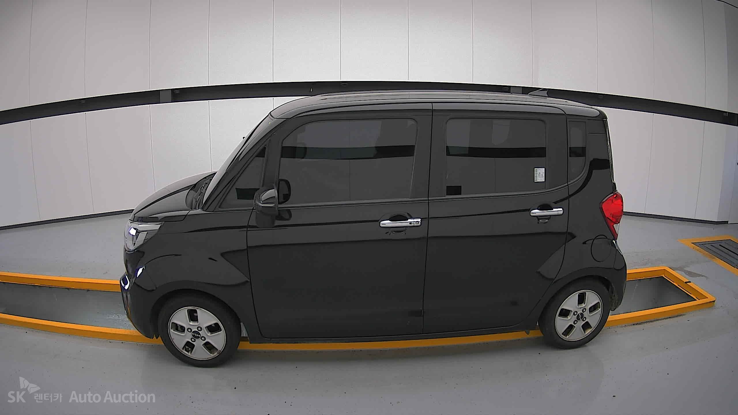2022 - kia ray