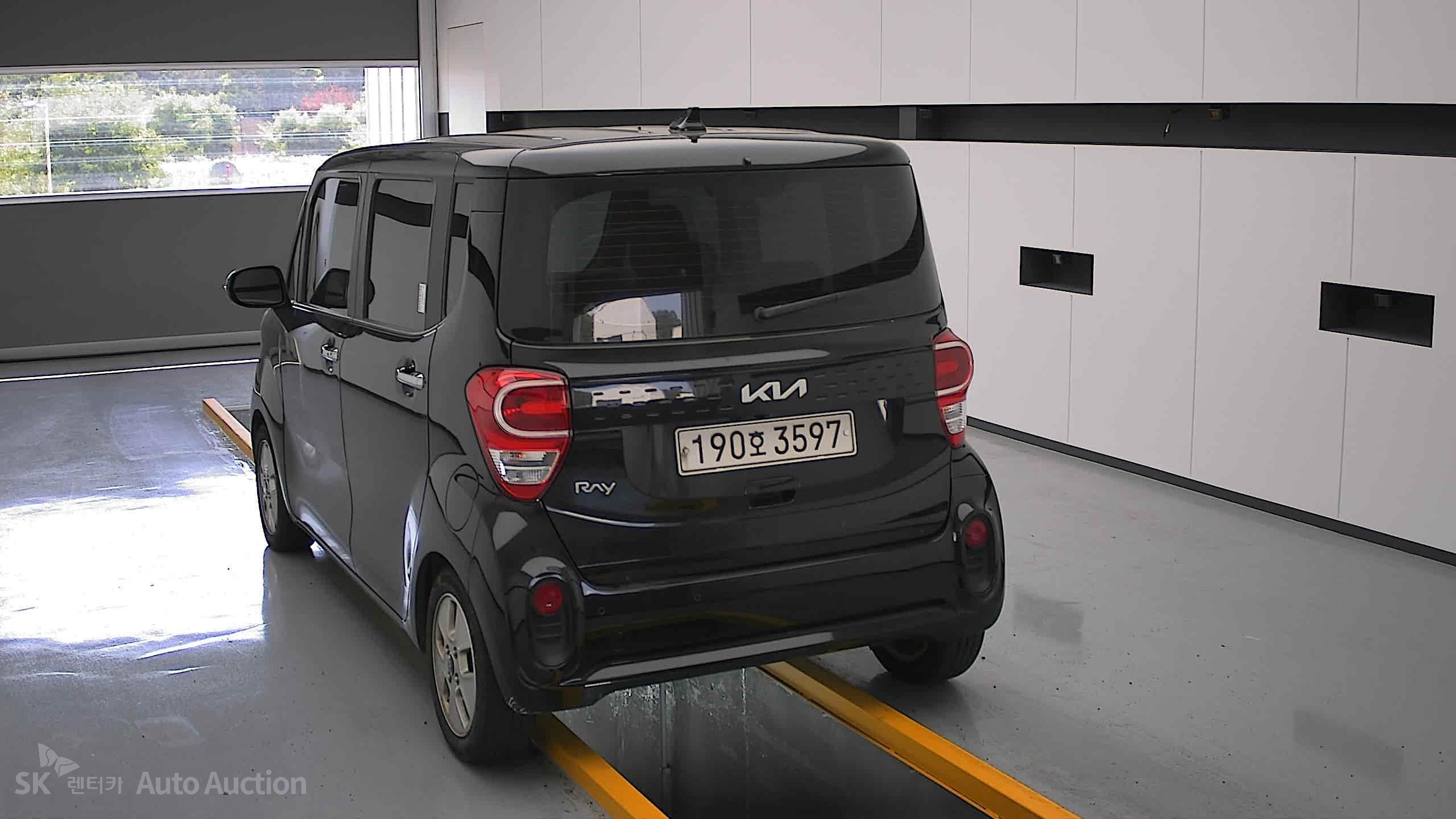 2022 - kia ray
