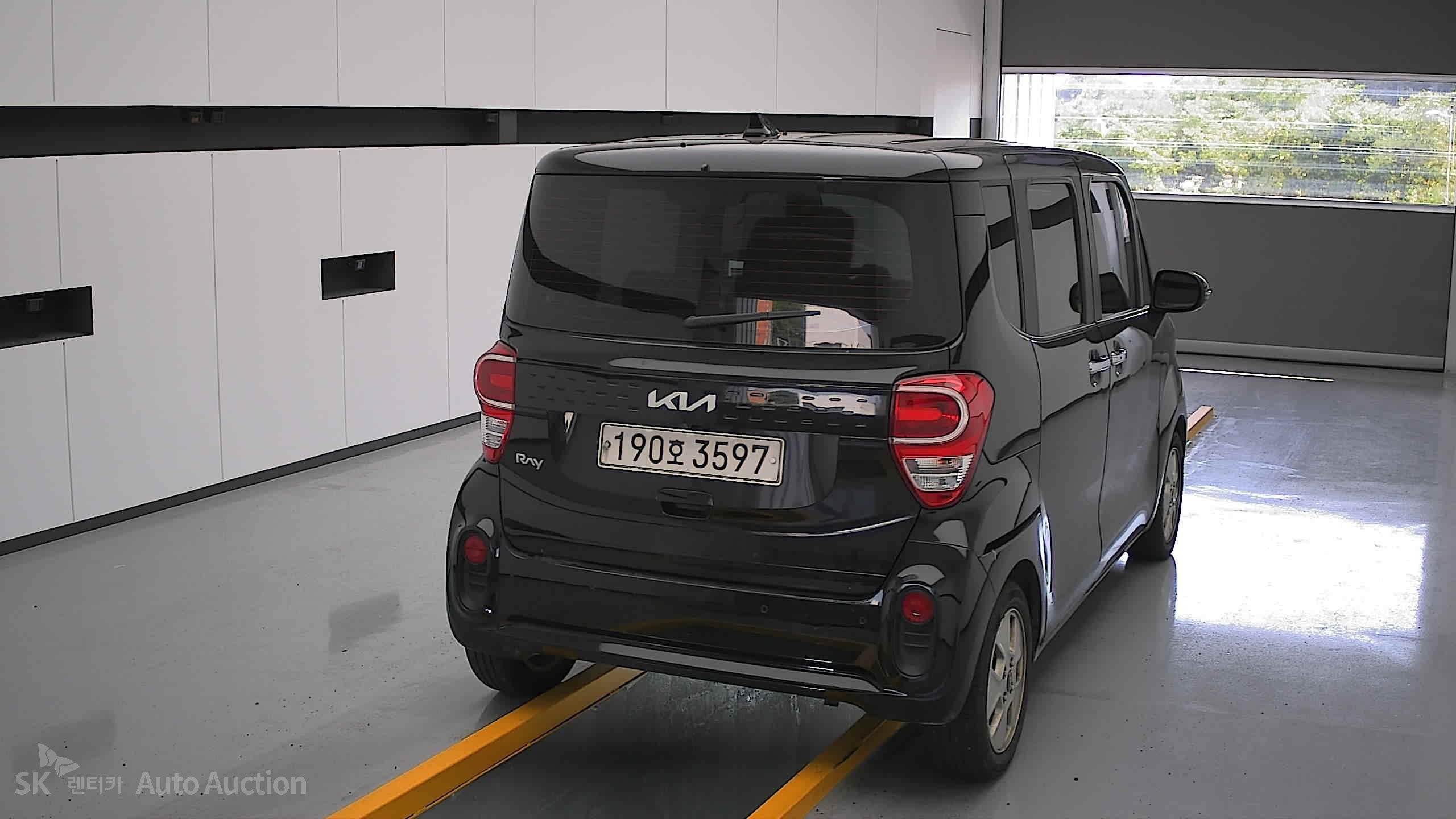2022 - kia ray