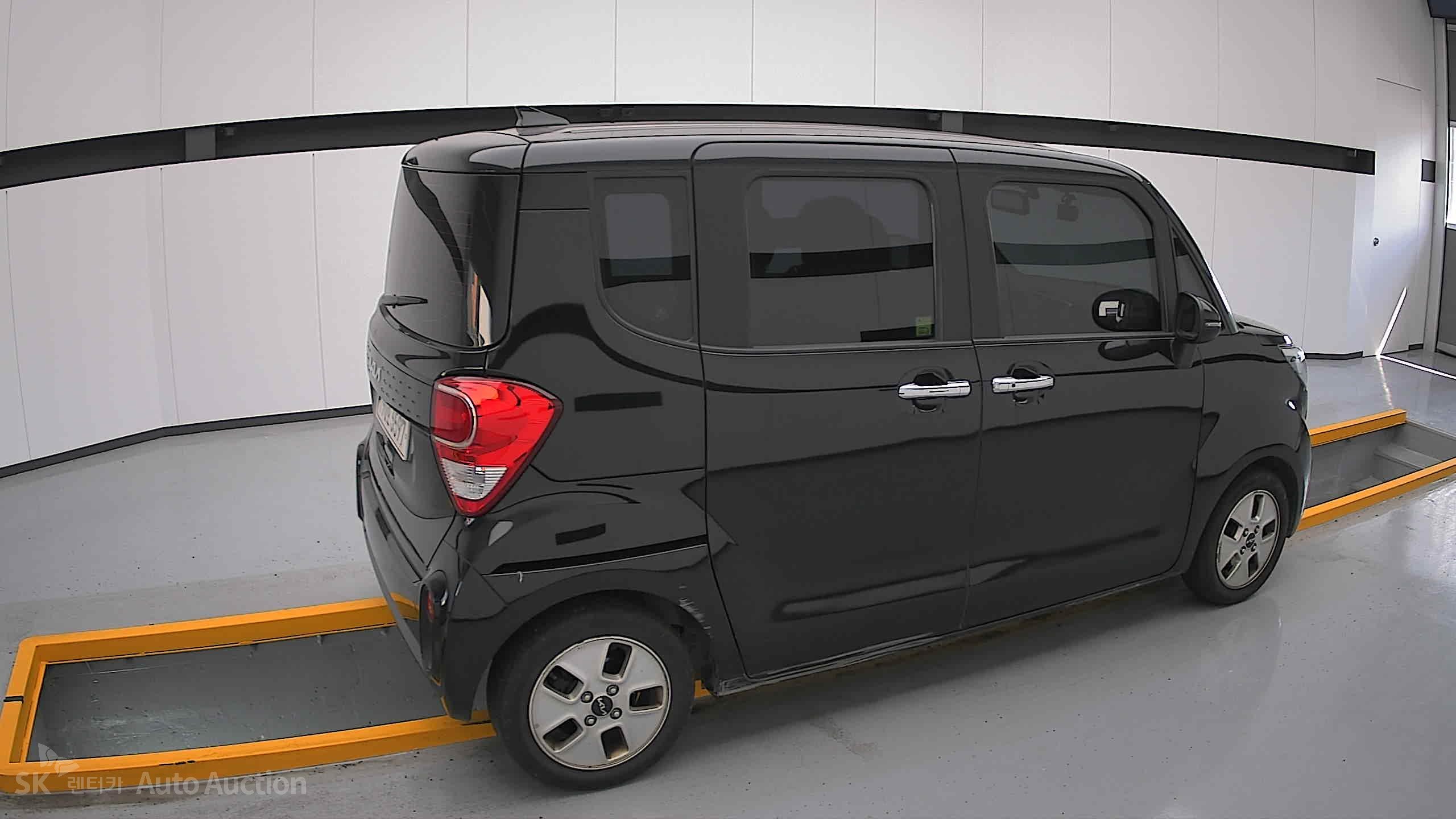 2022 - kia ray