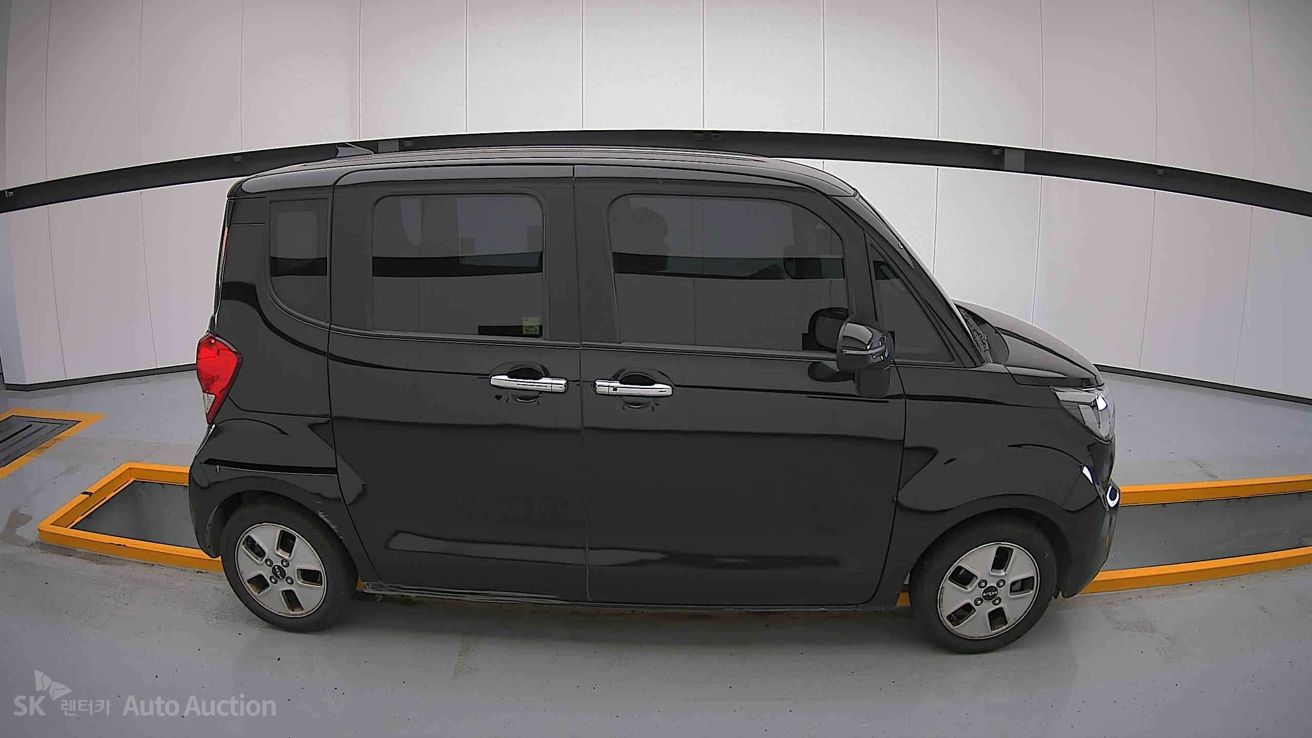 2022 - kia ray