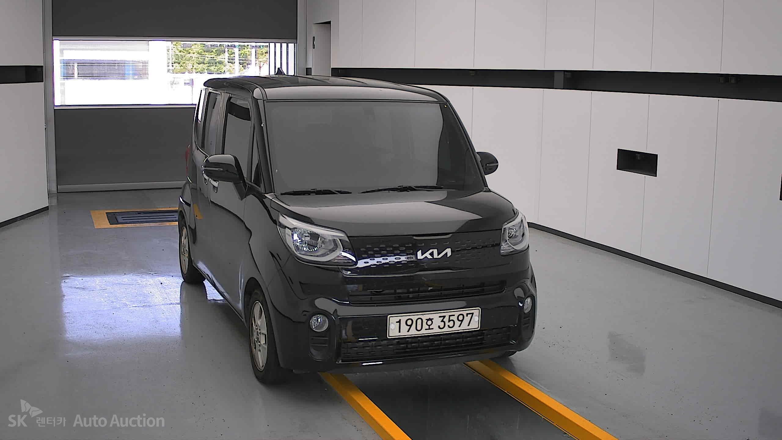 2022 - kia ray