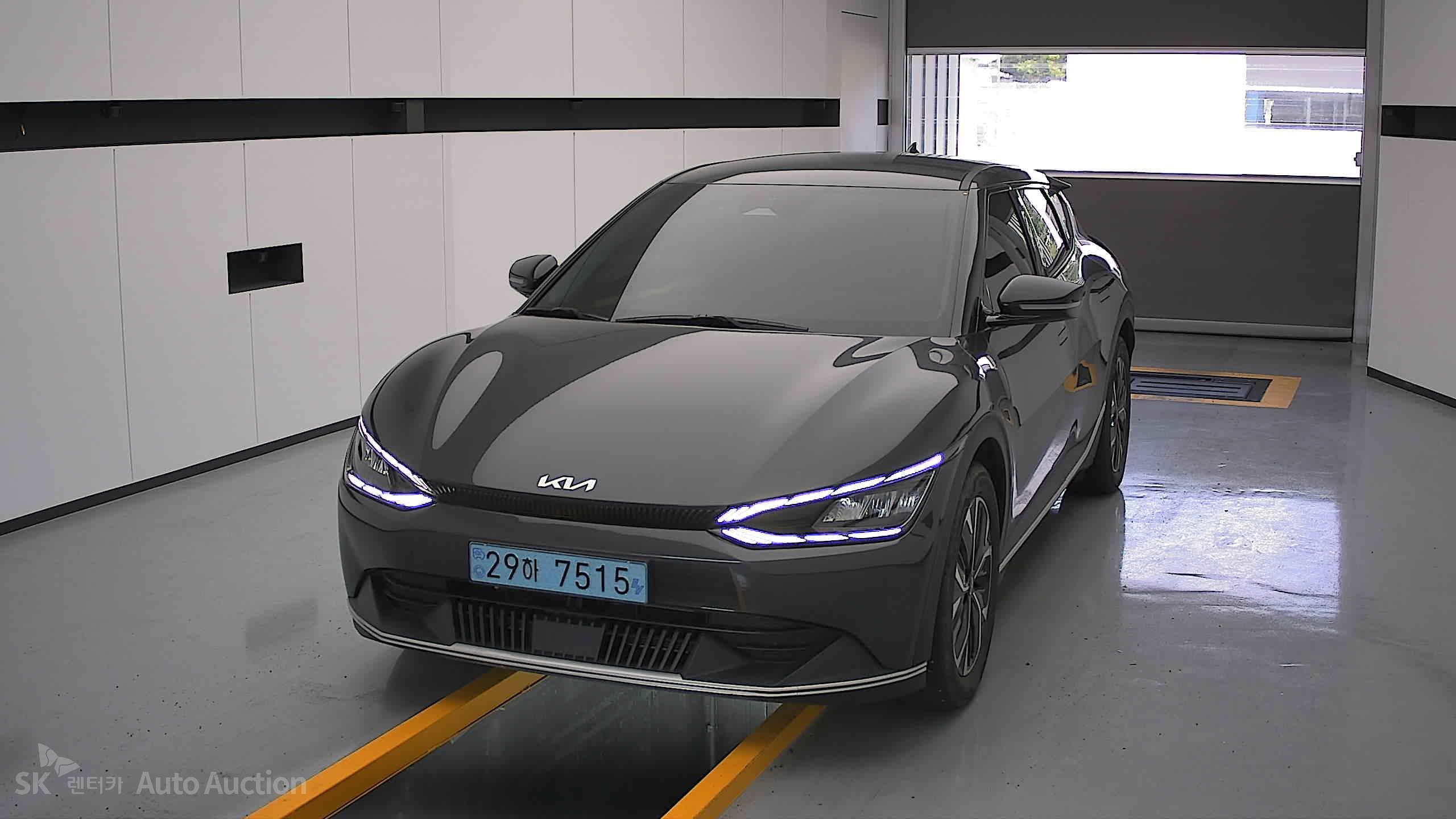 2022 - kia ev6