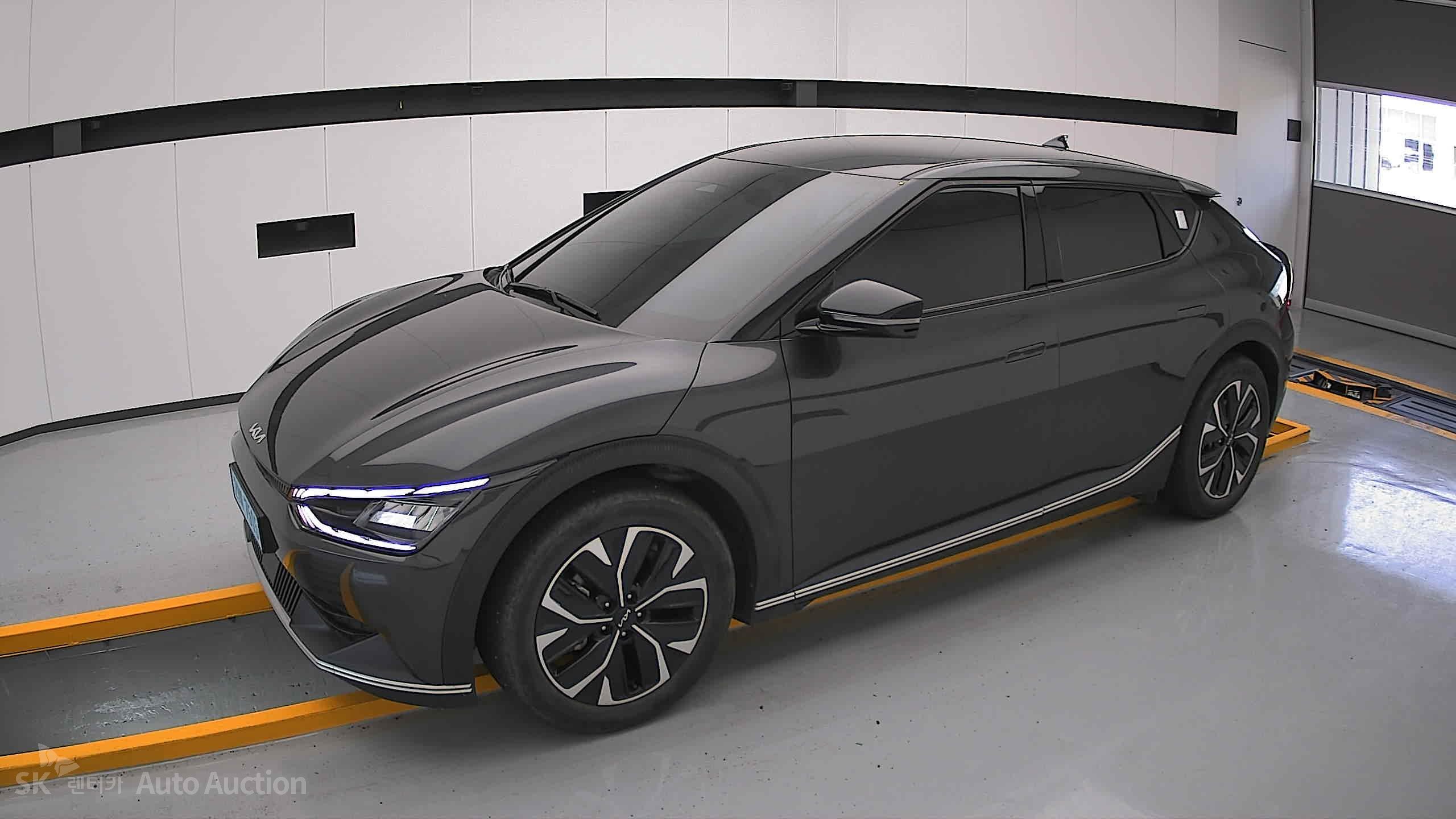 2022 - kia ev6
